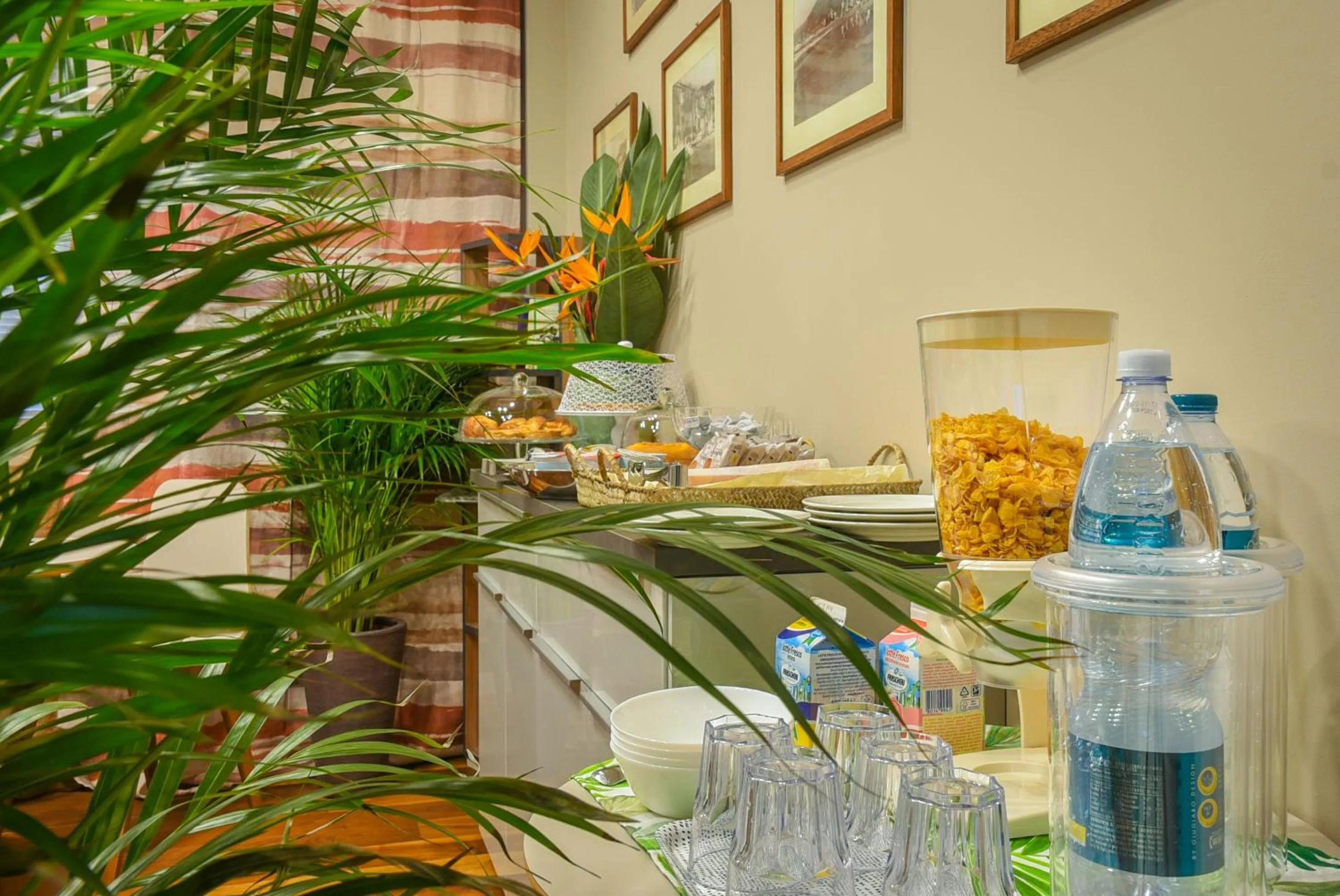 Continental breakfast in B&B H68