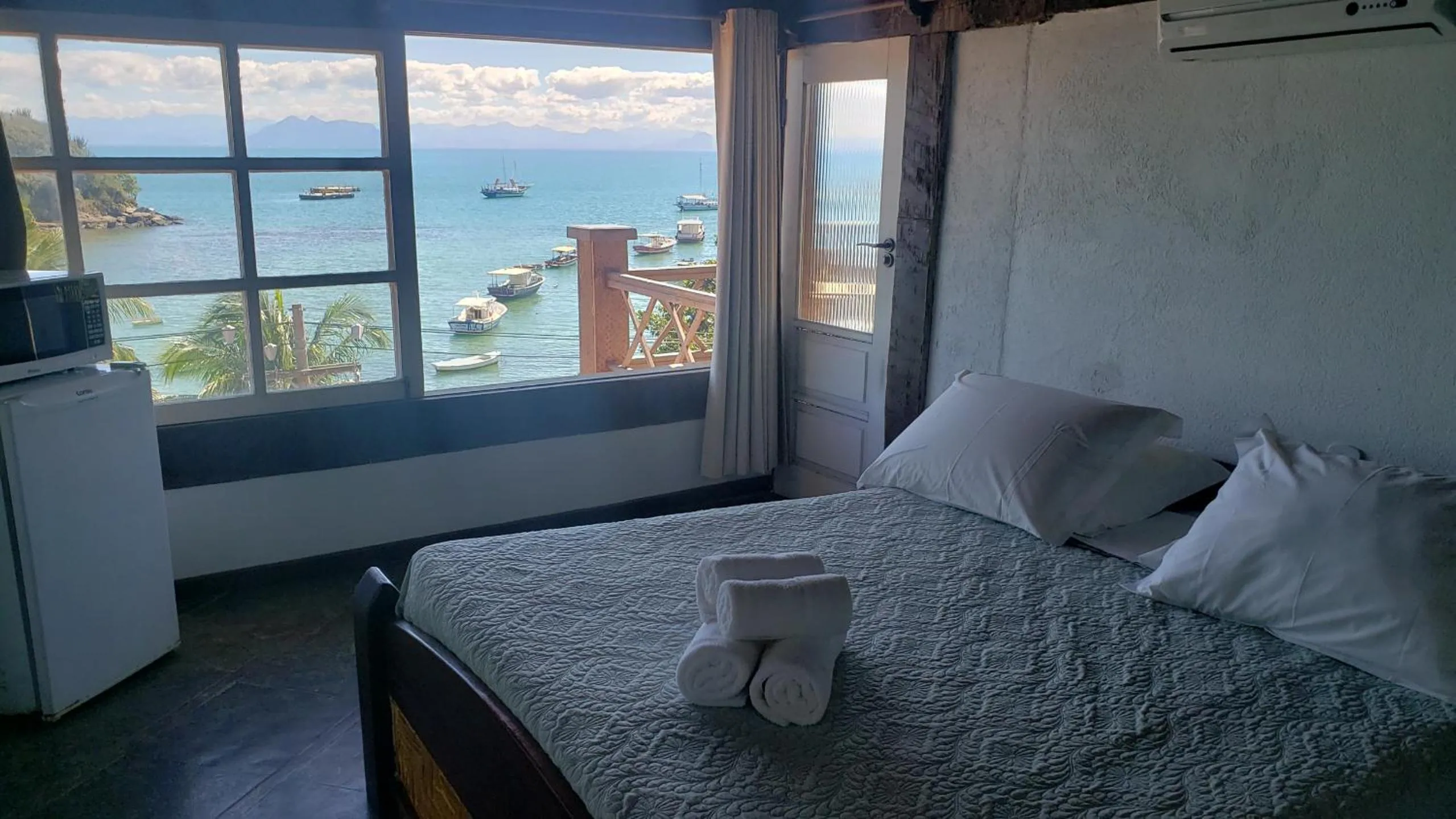 Bardot Apartamentos
