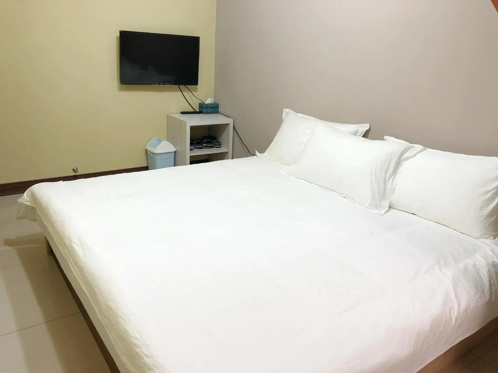 Bed in Qin's House II