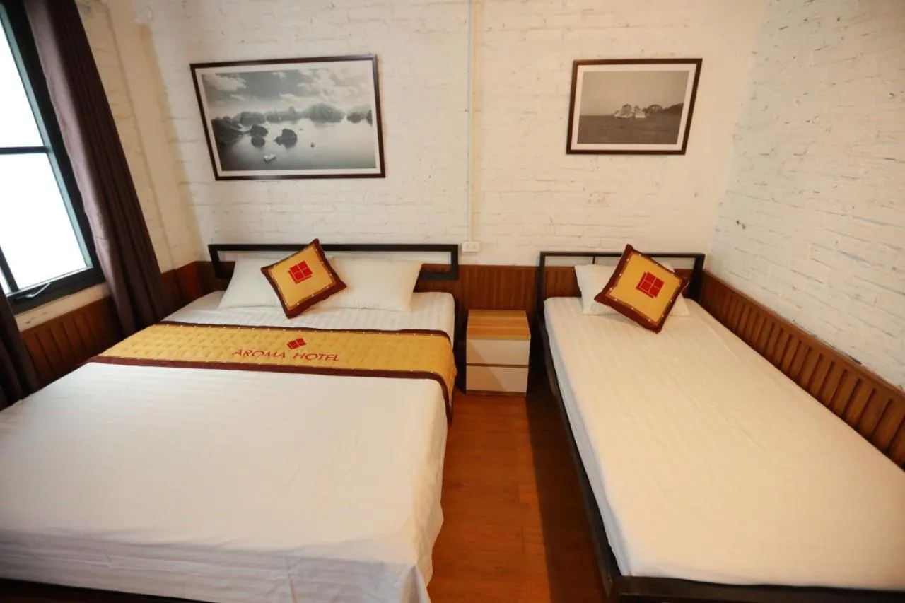 Bed in AROMA Ha Long Hotel