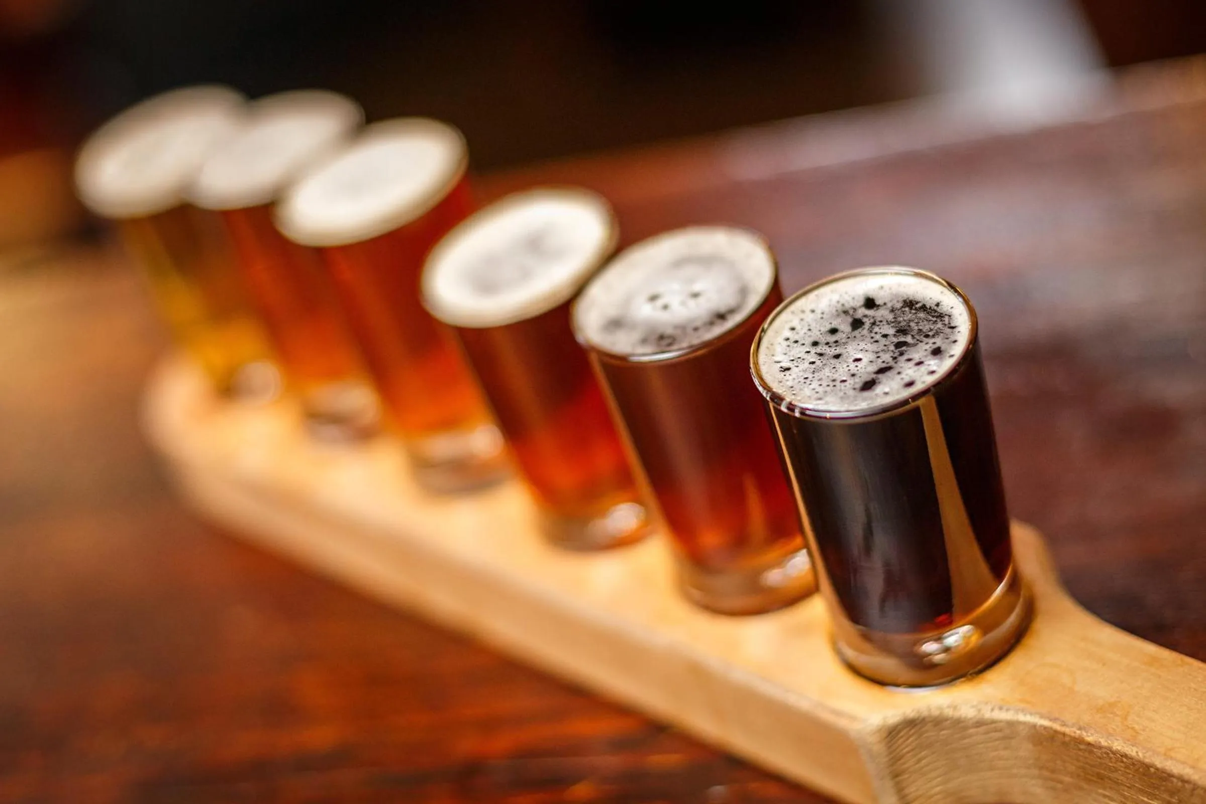 Alcoholic drinks in Kings Head Holt