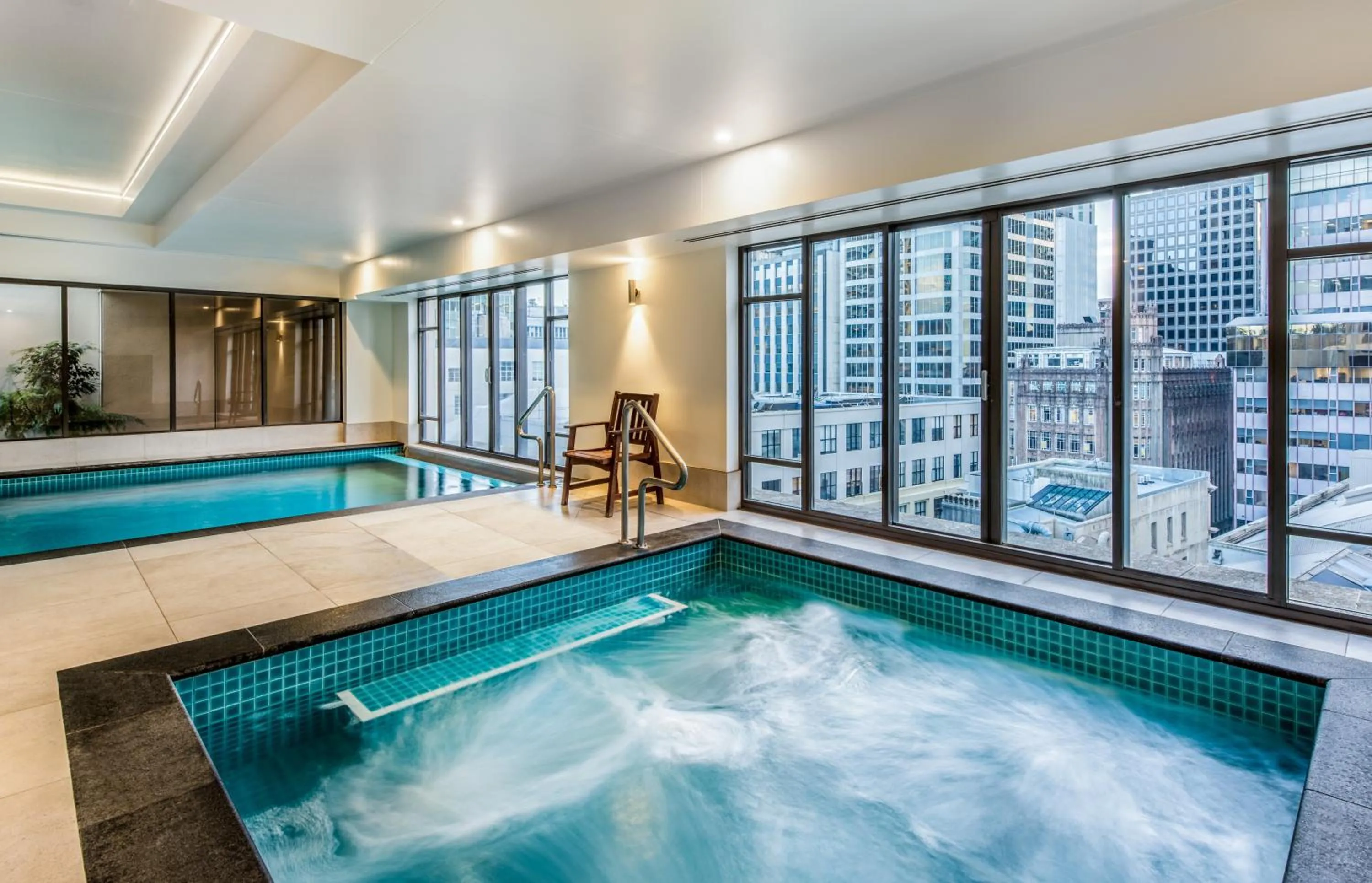 Hot Tub in Avani Metropolis Auckland Residences