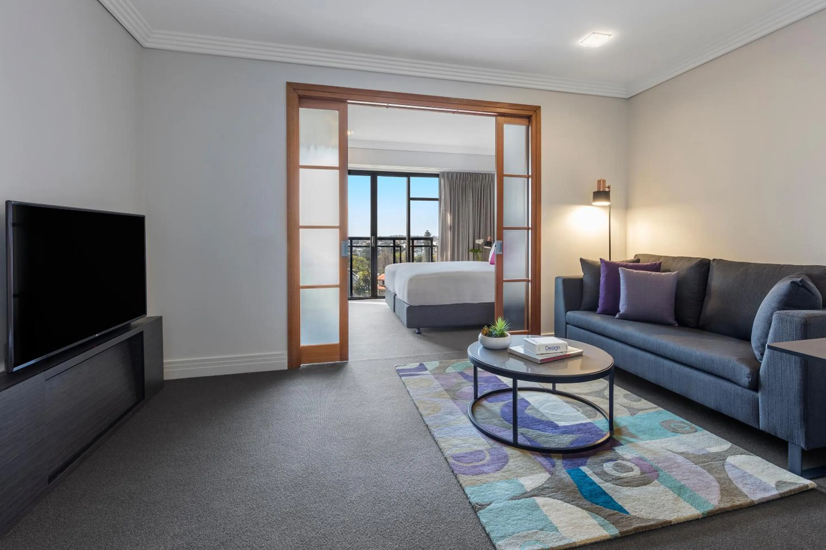 TV and multimedia in Avani Metropolis Auckland Residences