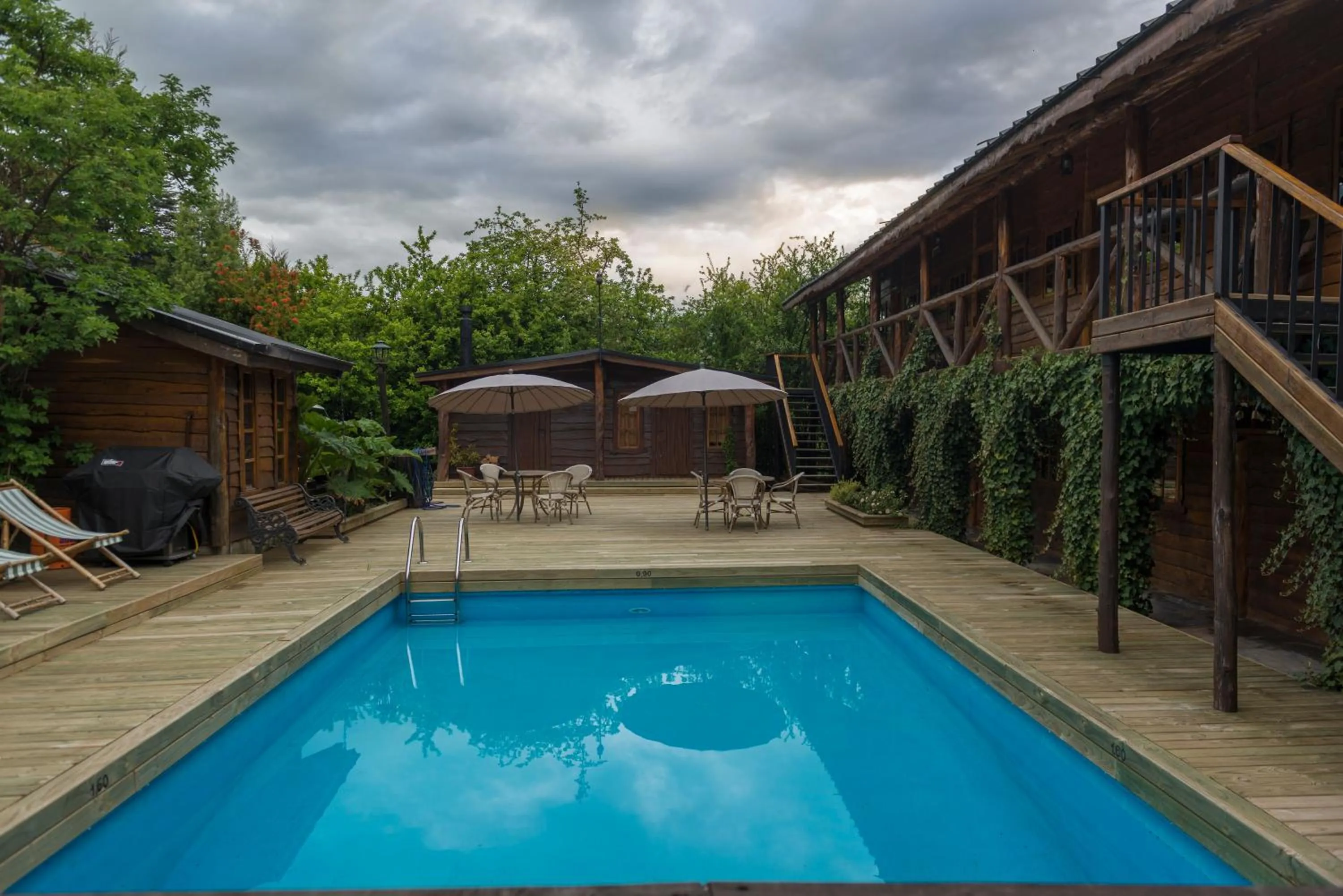 Swimming pool in Hotel El Barranco