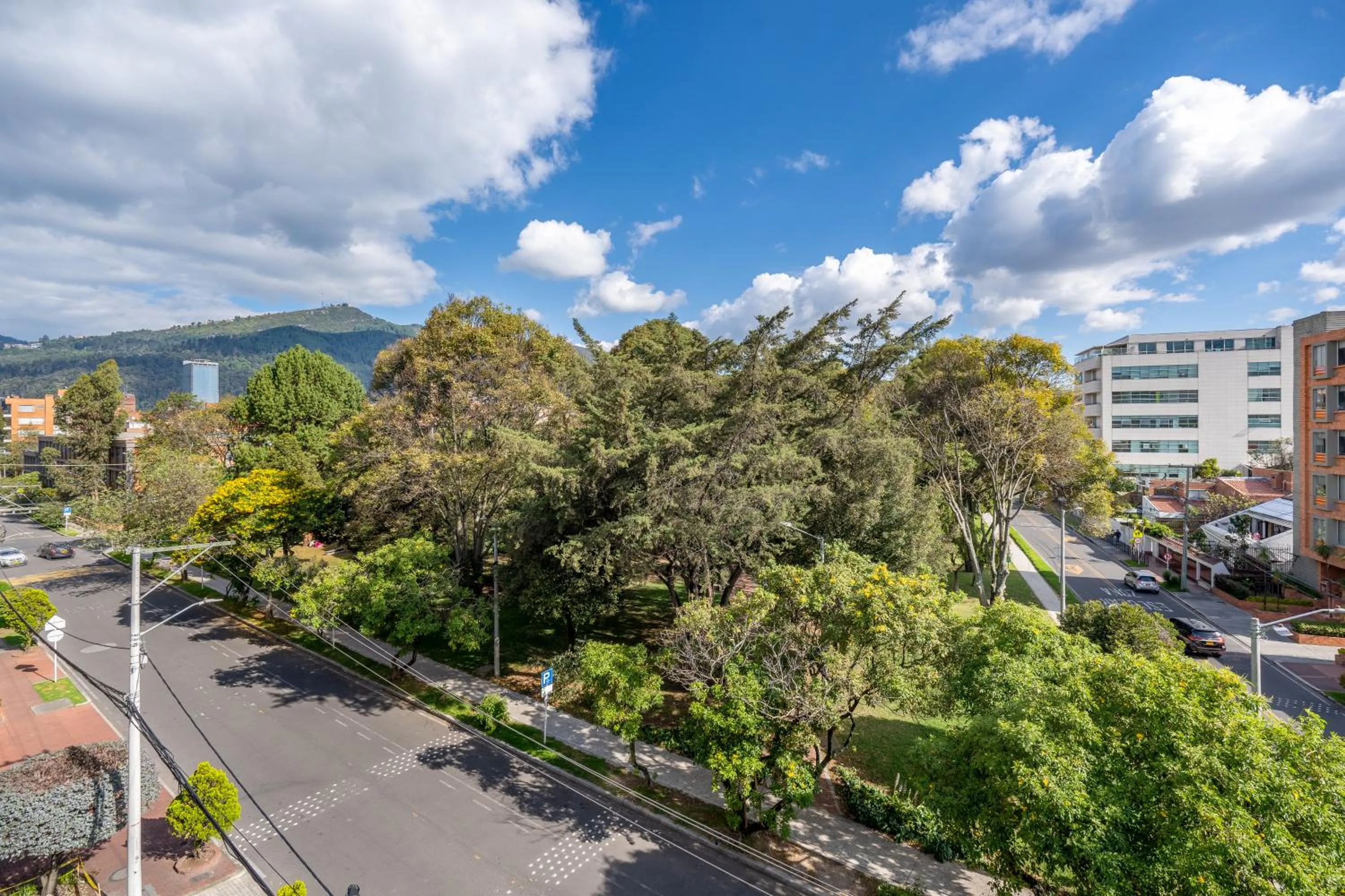 City view in Hotel Le Manoir Bogotá