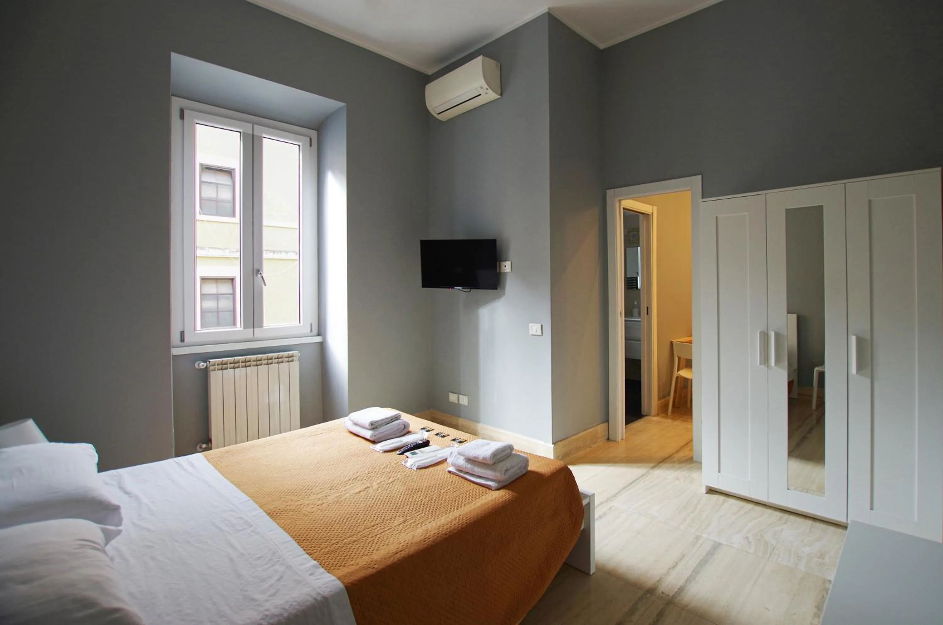 Bed in Old Bakery Rome GuestHouse