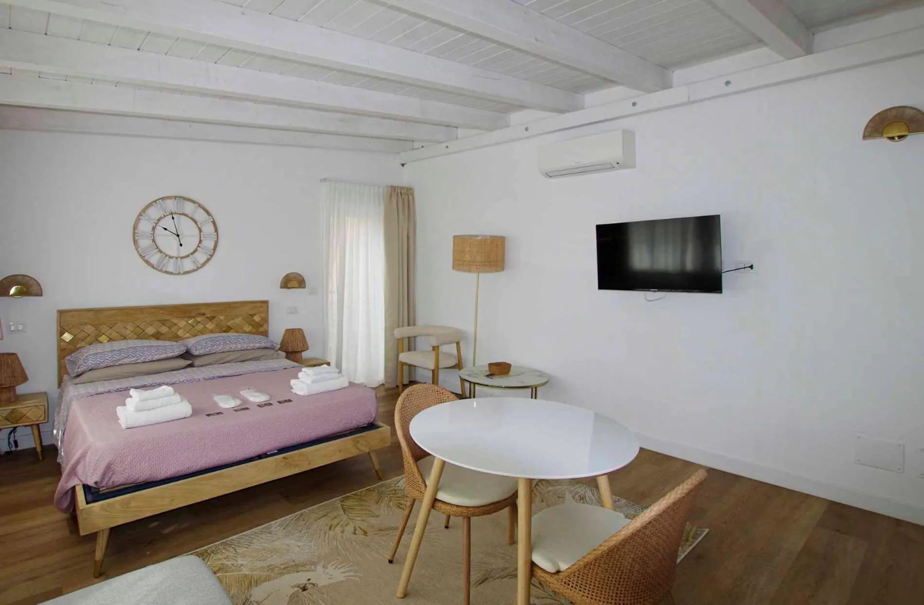 Bed in Old Bakery Rome GuestHouse