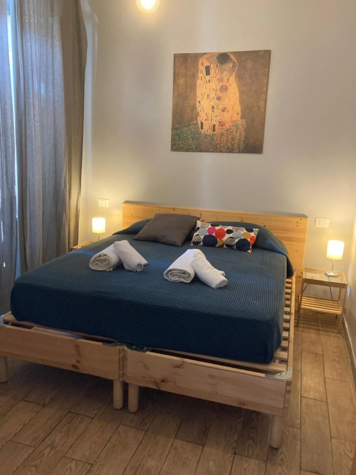 Small Double Room in Old Bakery Rome GuestHouse