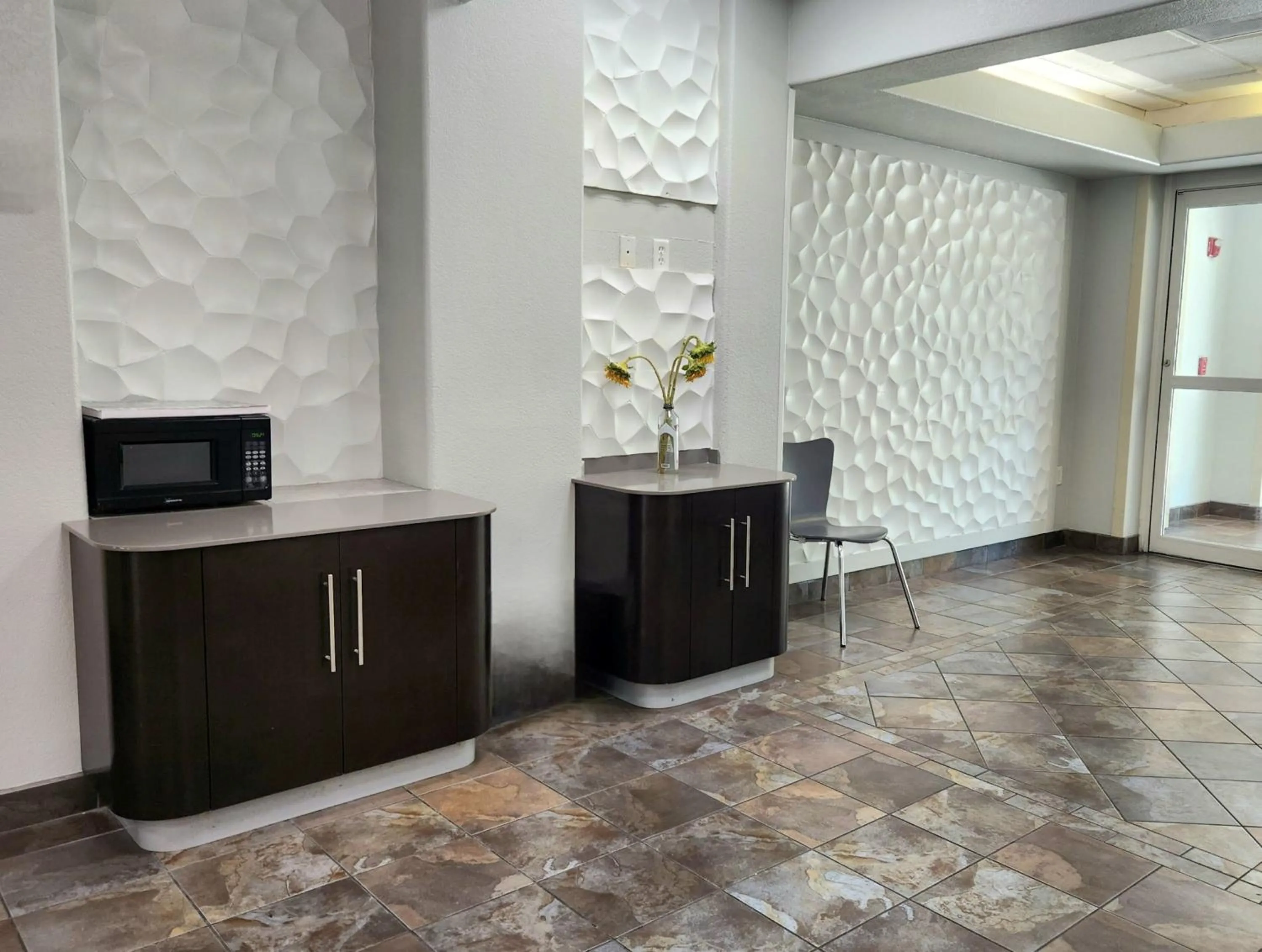 Lobby or reception in Baymont by Wyndham San Antonio Airport