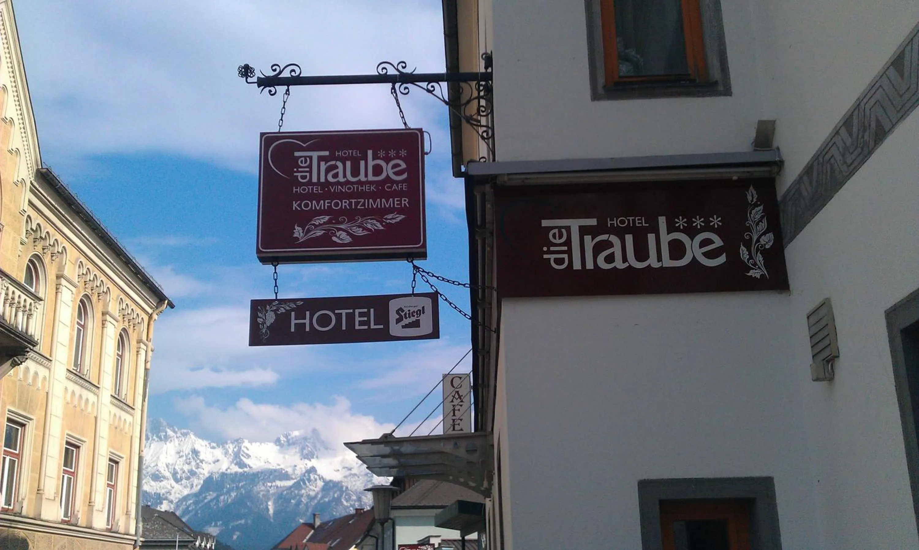 Facade/entrance in Hotel die Traube