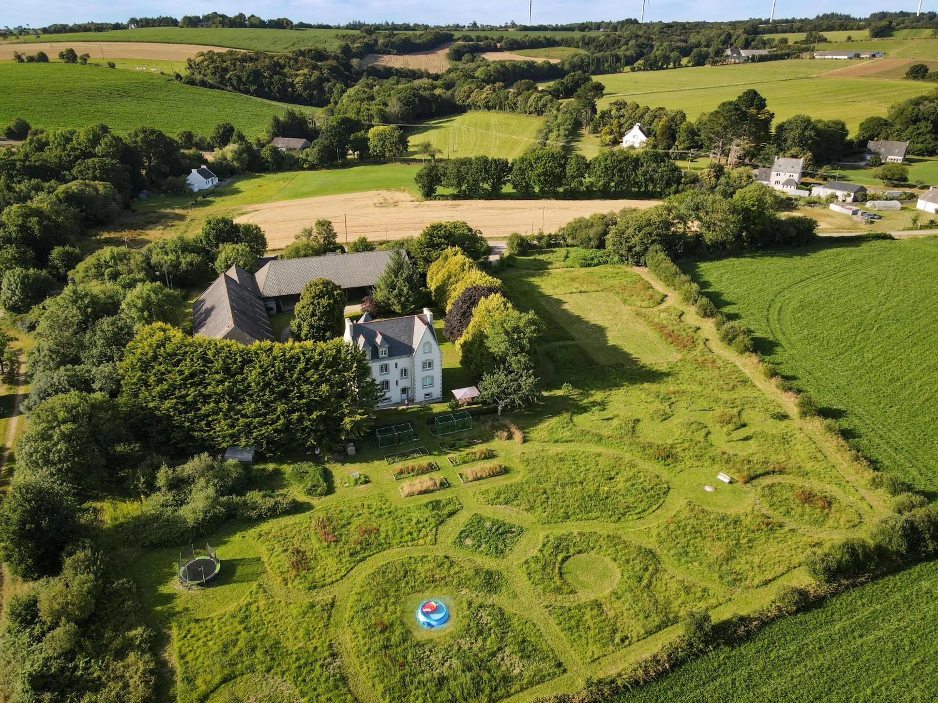 Garden in Maison Boulvern