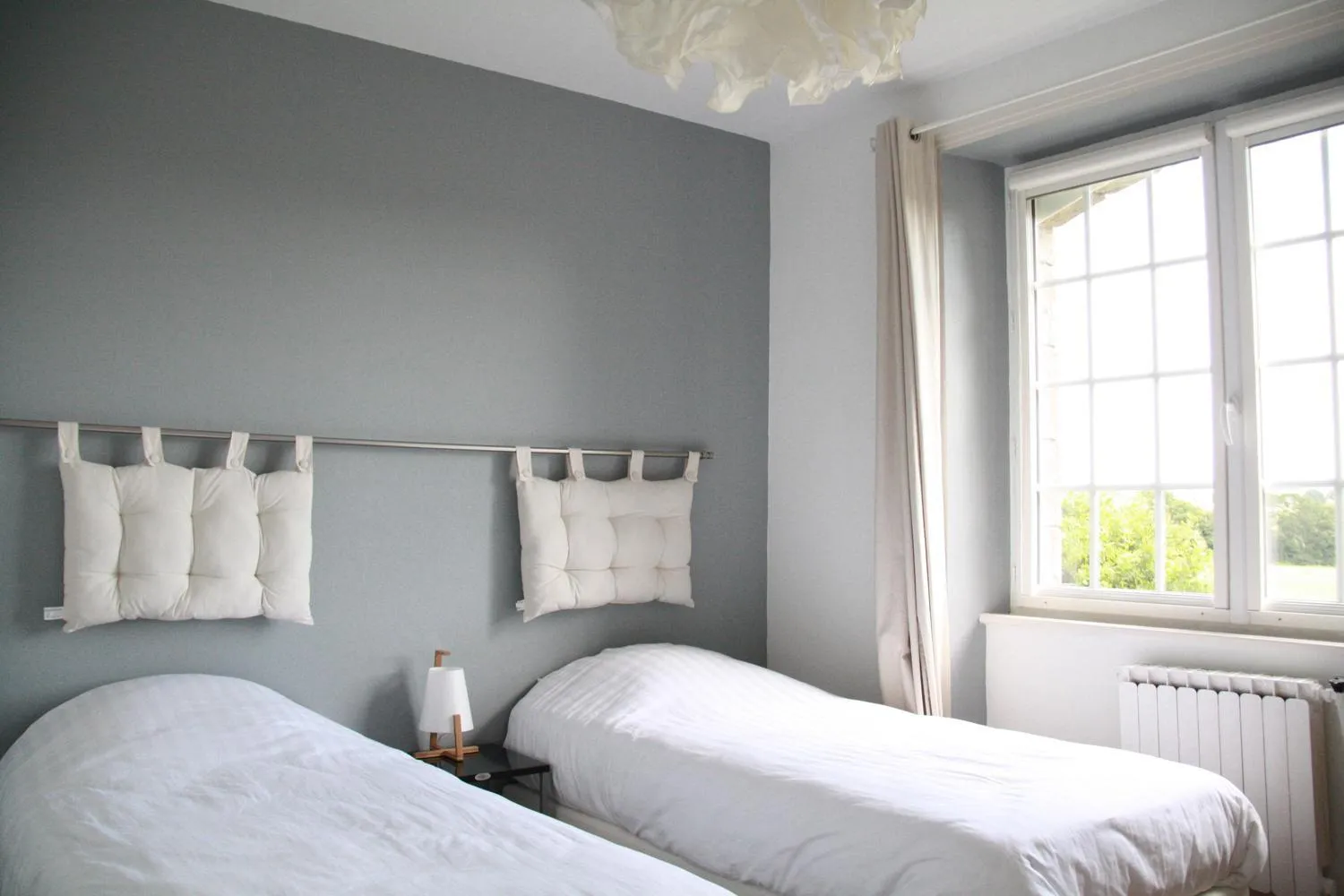 Bed in Maison Boulvern