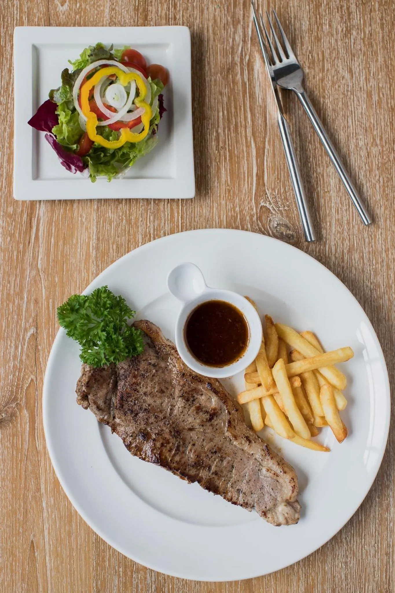 Breakfast in Thanburi resort