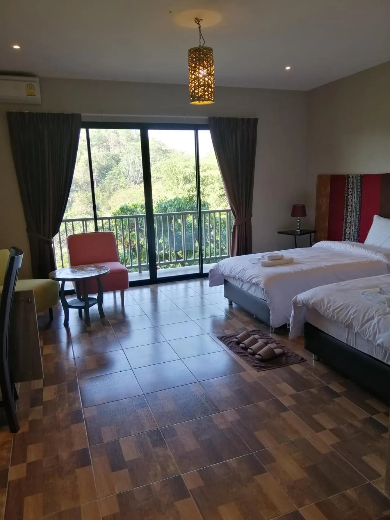 Bed in Thanburi resort