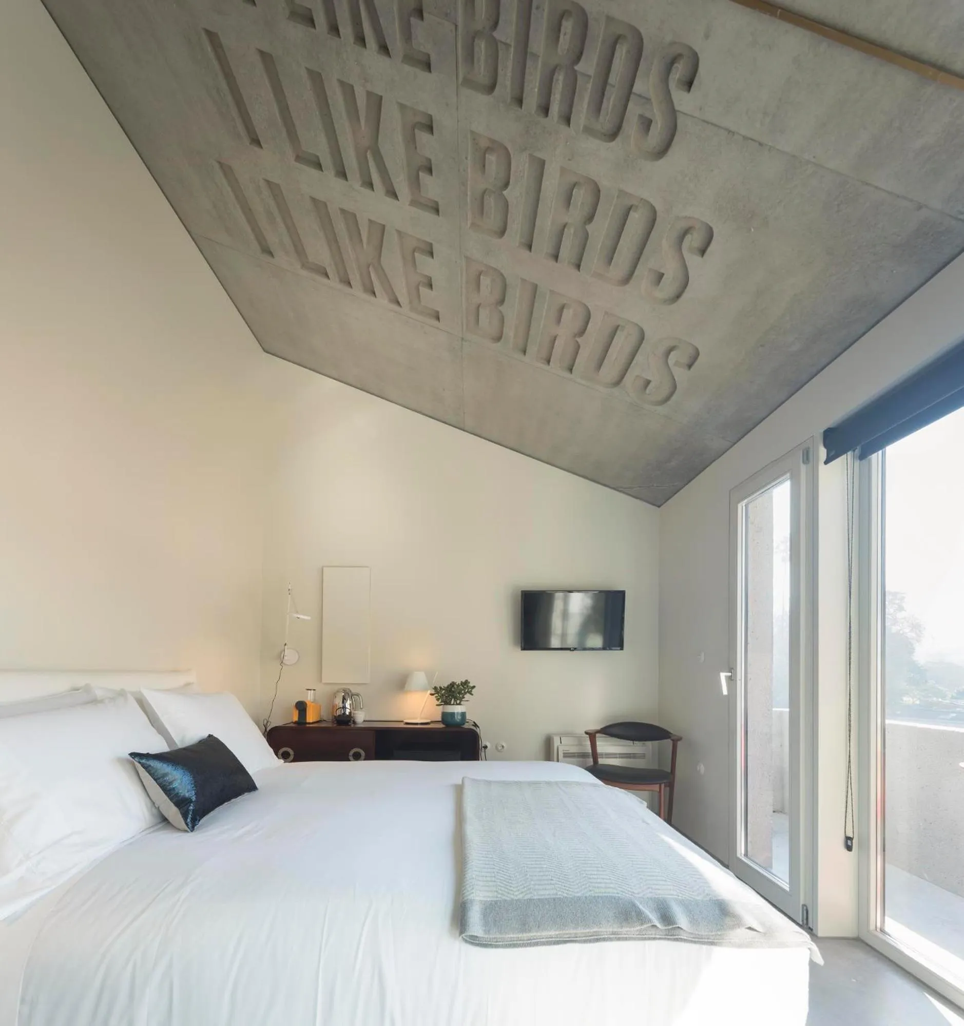 Bedroom, Bed in Hotel Tipografia do Conto by Casa do Conto