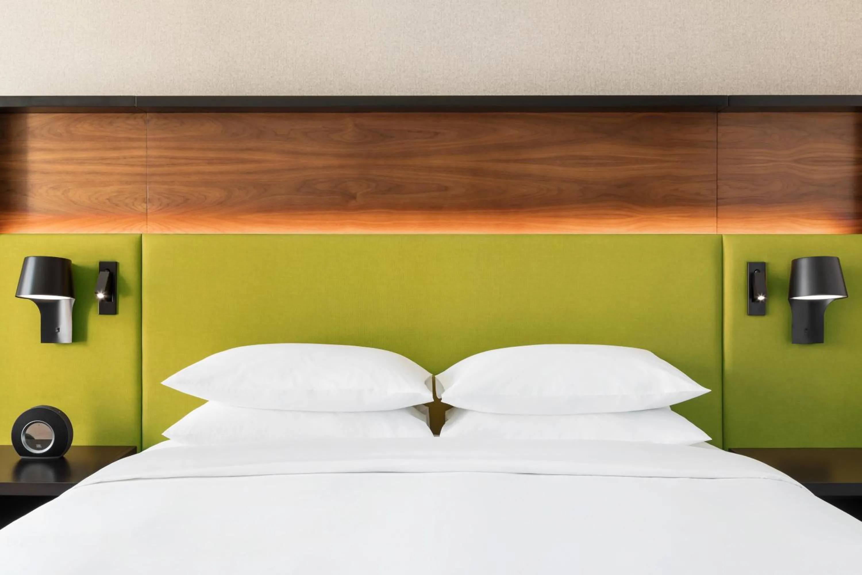 Bedroom, Bed in Hyatt Centric Mountain View