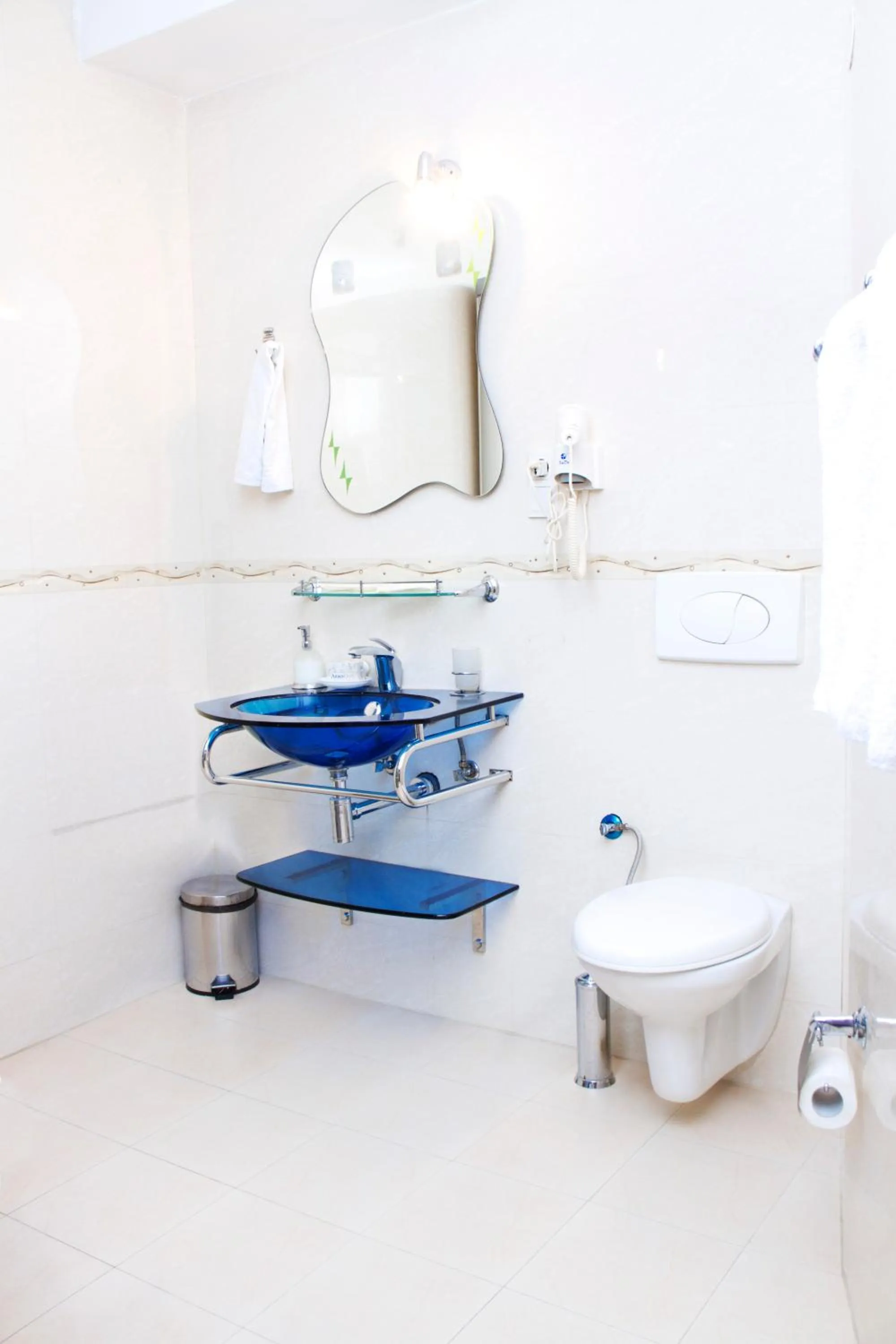 Bathroom in Hotel Afa