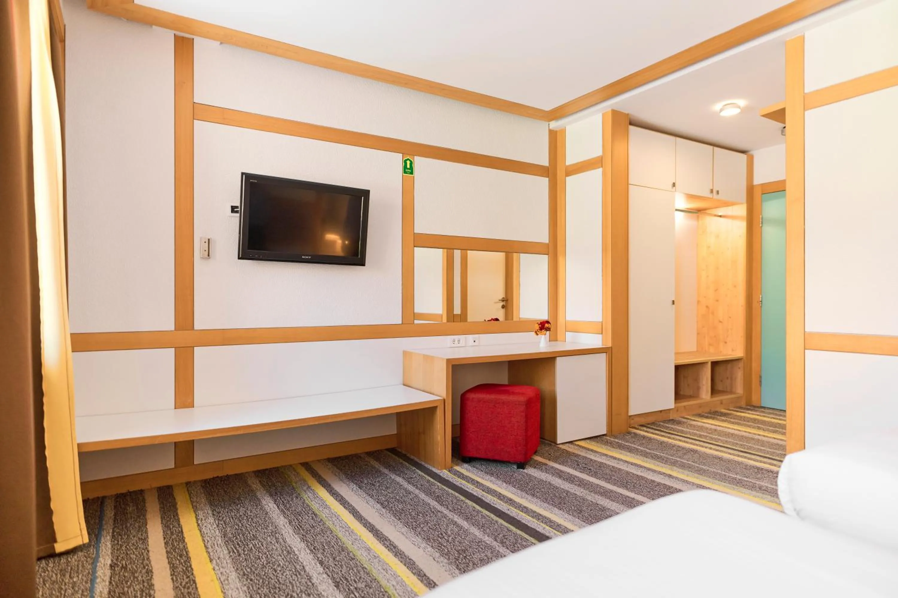 Bedroom, Bed in Hotel Han Bjelašnica