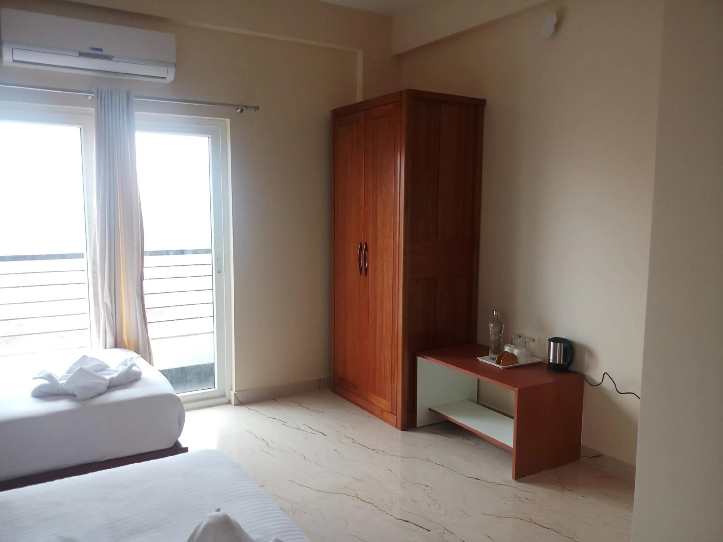 Coffee/tea facilities, Bed in Lali Petals