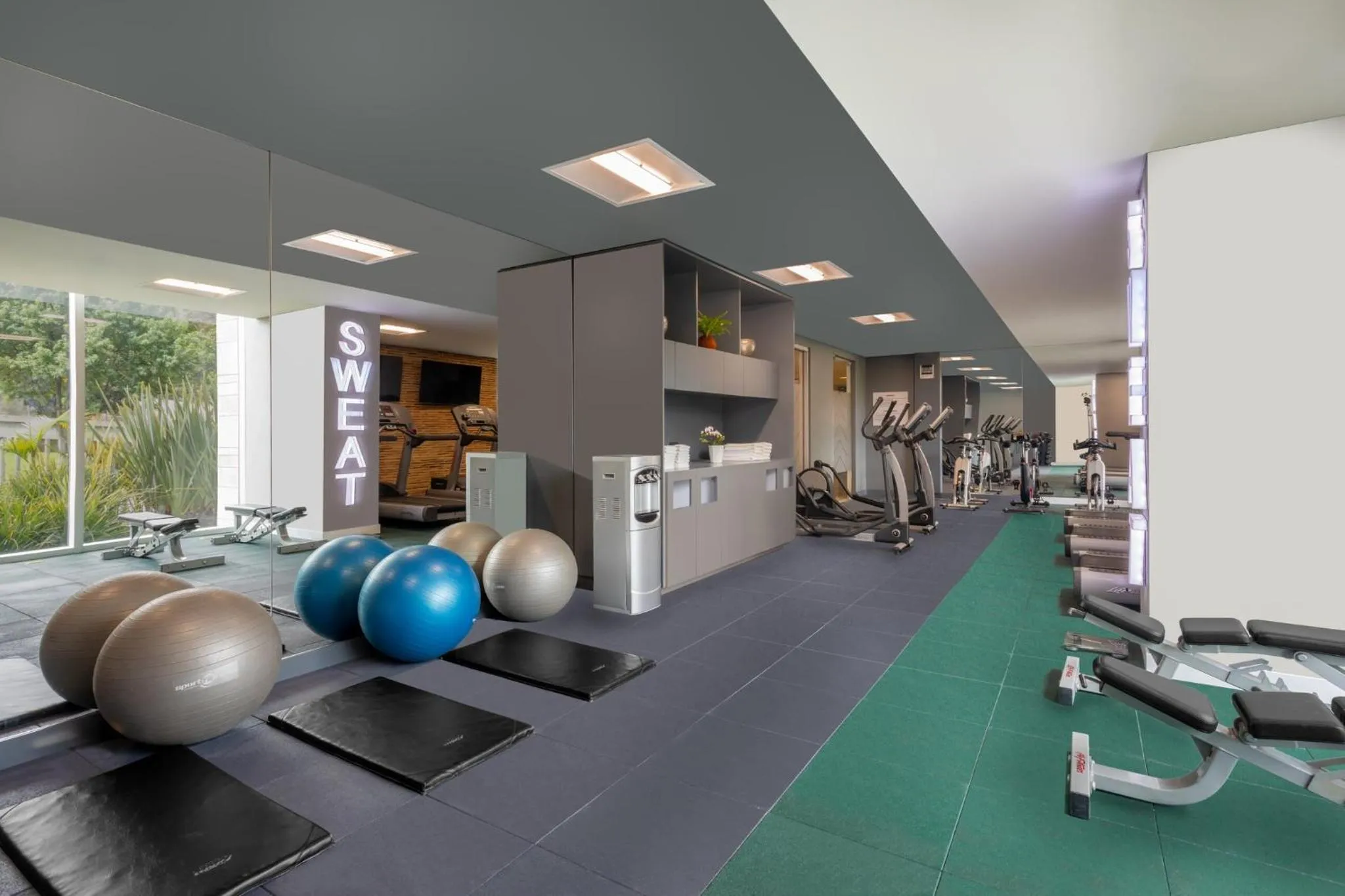 Fitness centre/facilities in Holiday Inn Bogota Airport by IHG