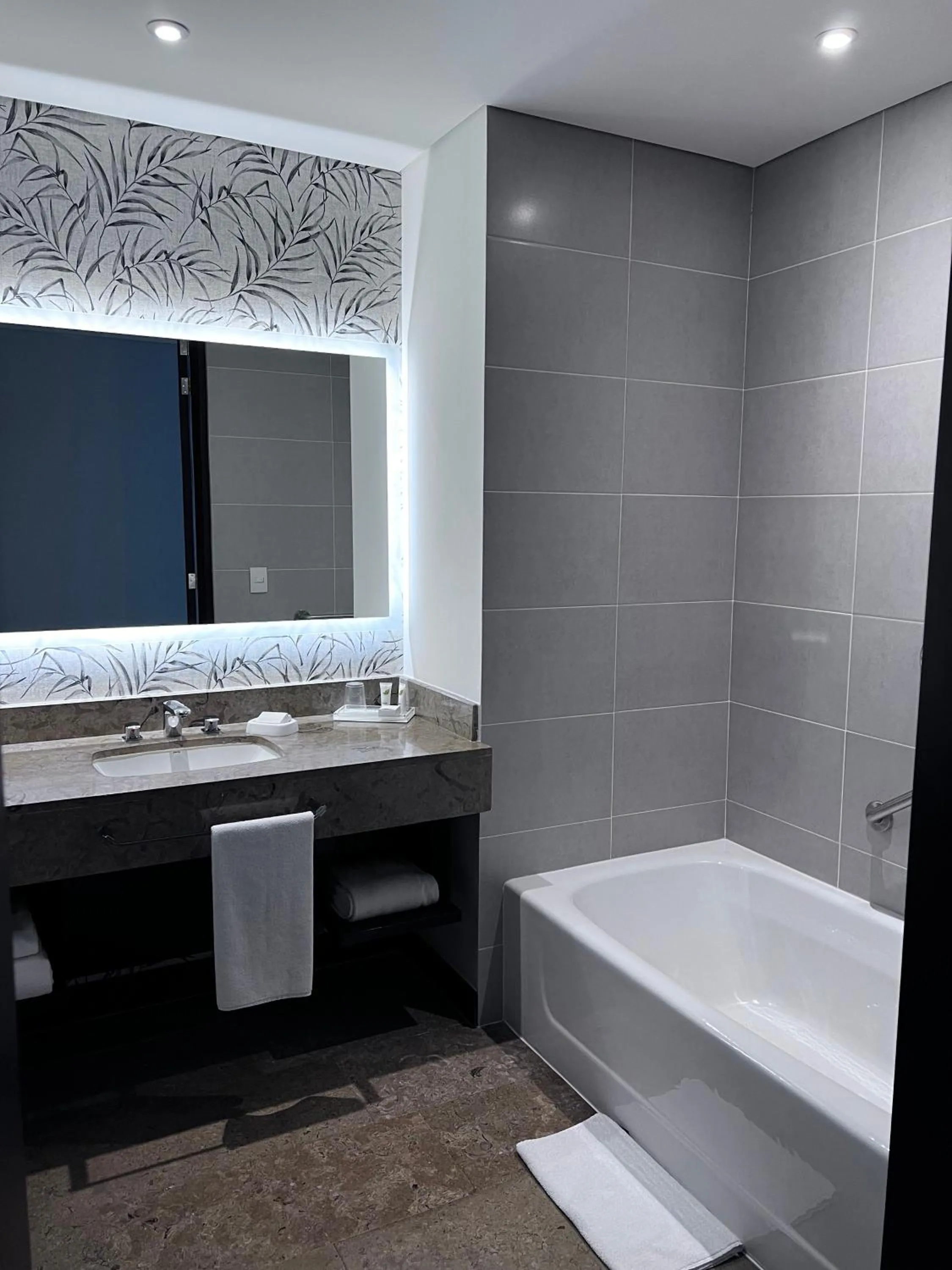 Bath in Holiday Inn Bogota Airport by IHG