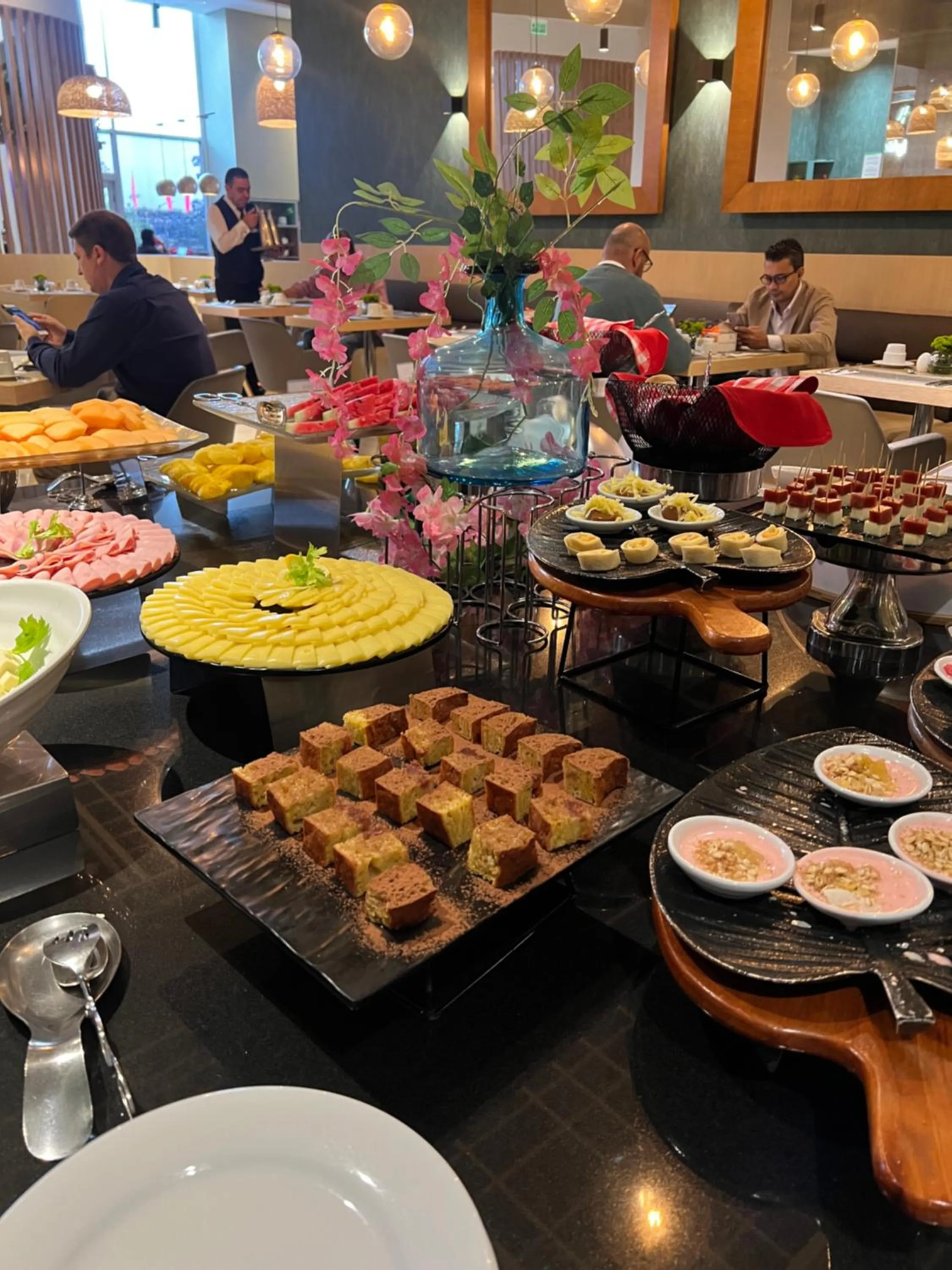 Buffet breakfast in Holiday Inn Bogota Airport by IHG