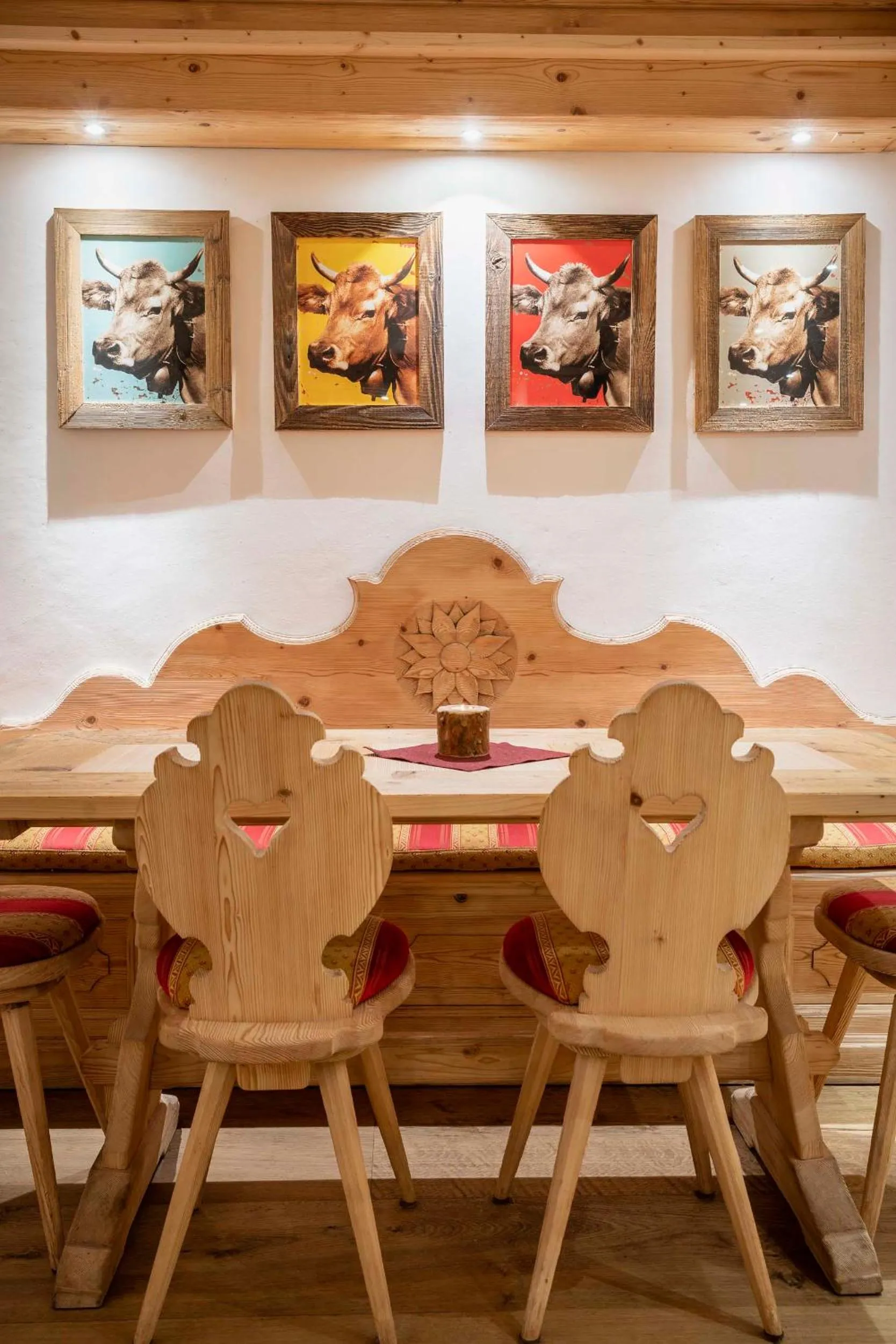 Lounge or bar in Hotel Ciasa Lorenzi