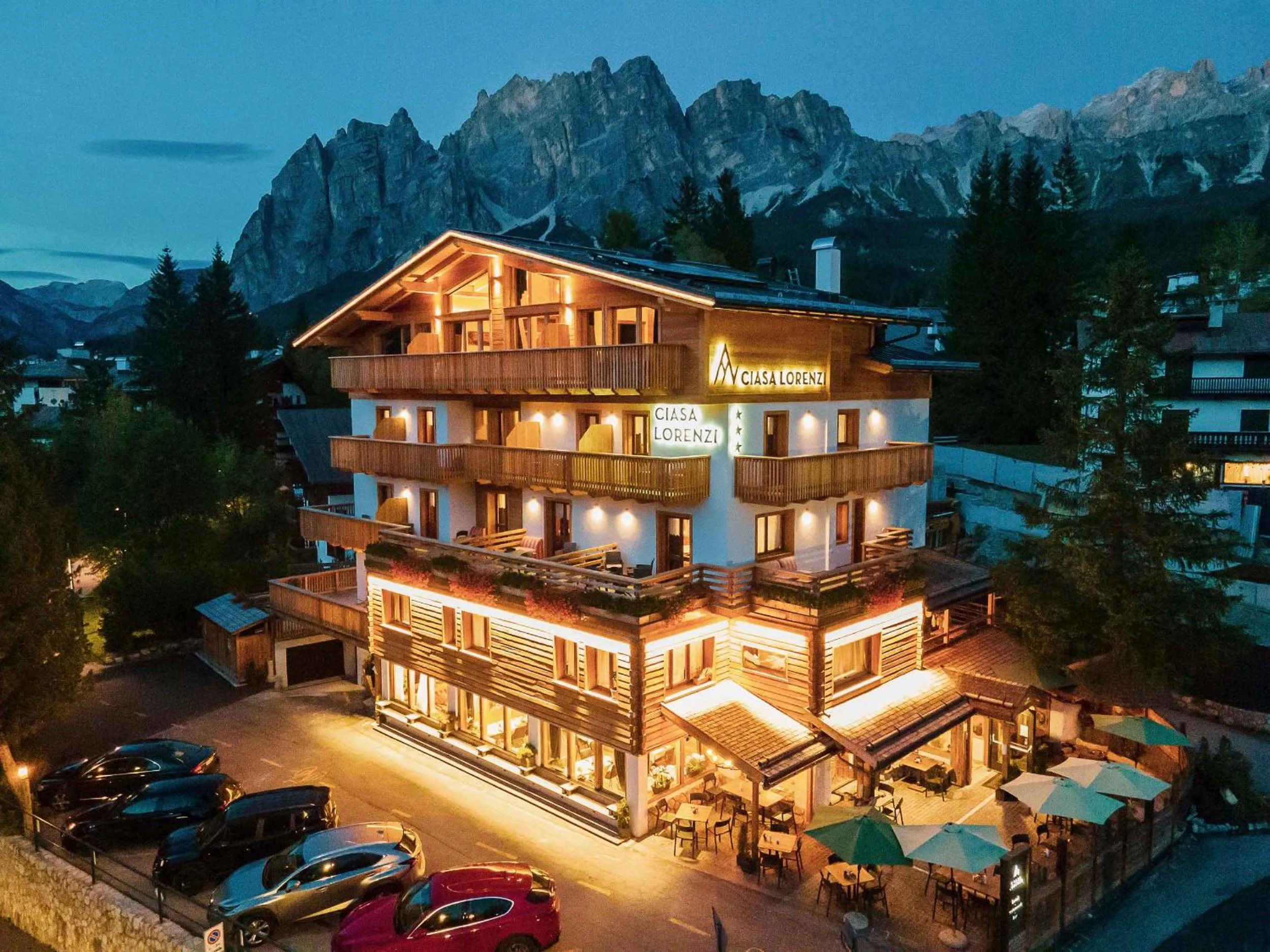 Property building in Hotel Ciasa Lorenzi