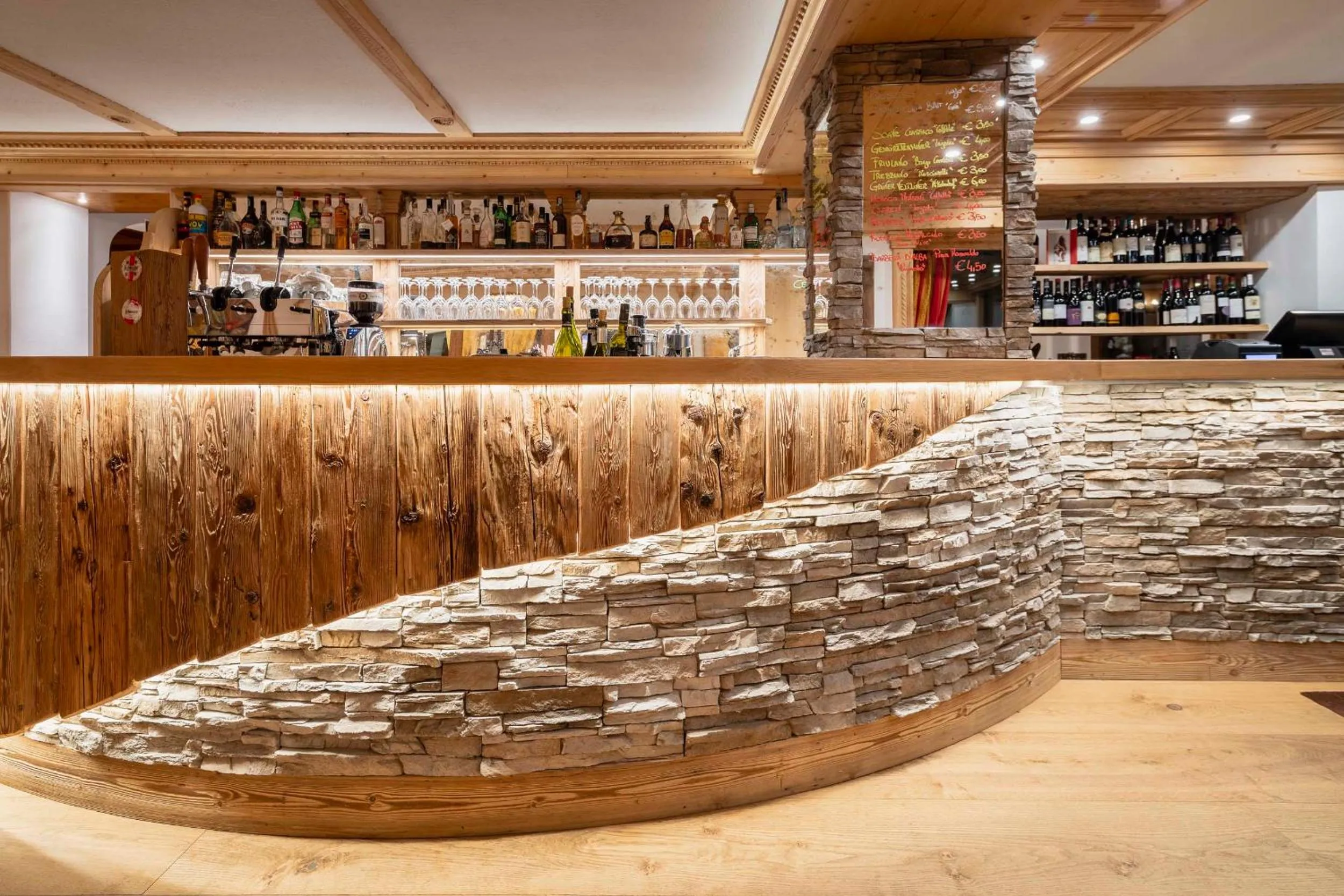 Lounge or bar in Hotel Ciasa Lorenzi