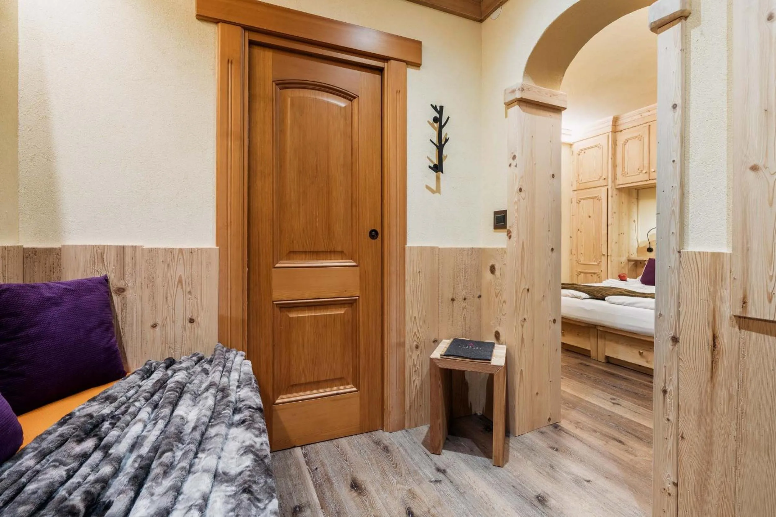 Bed in Hotel Ciasa Lorenzi