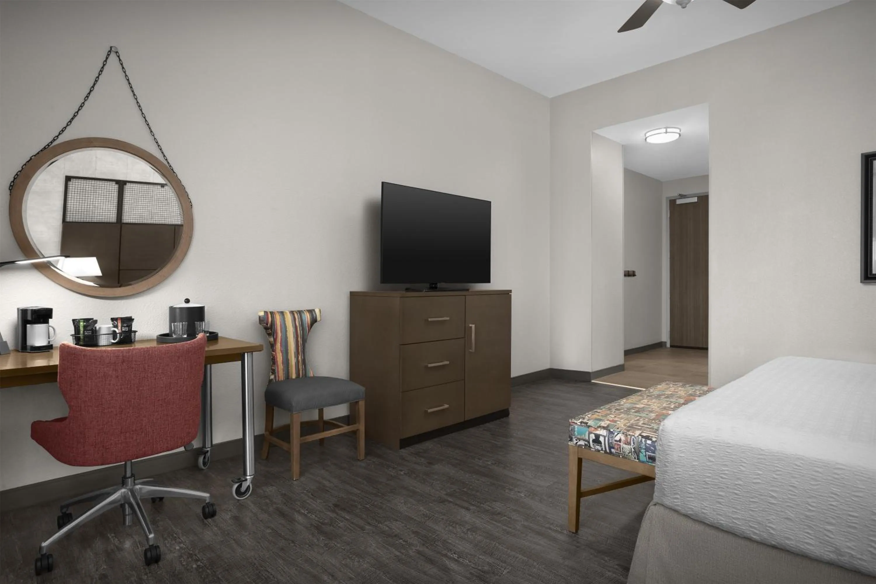 Bed in Hampton Inn and Suites Austin University Capitol