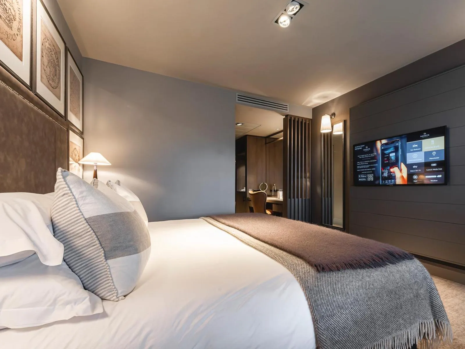 Bedroom, Bed in Dakota Manchester