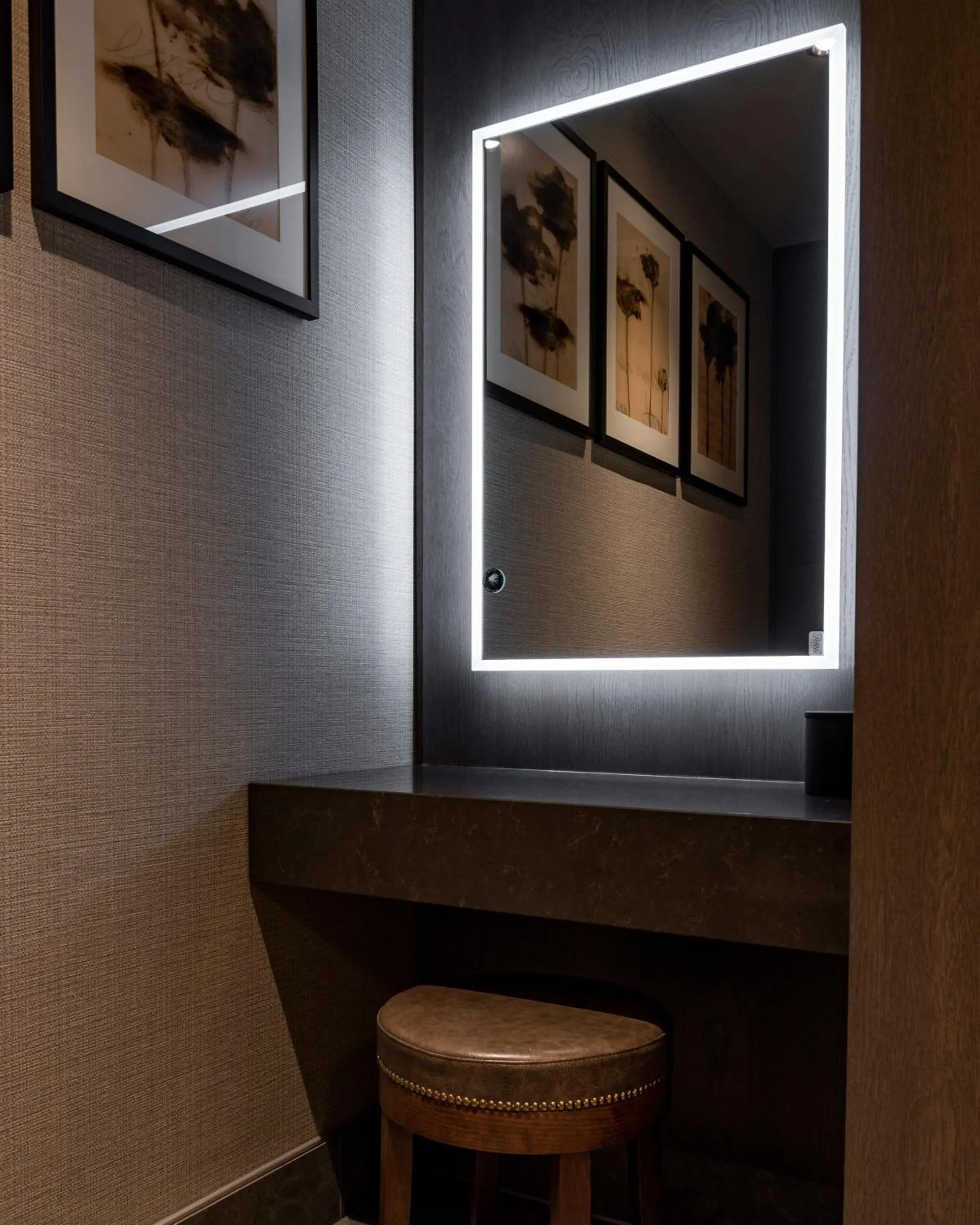 Seating area in Dakota Manchester