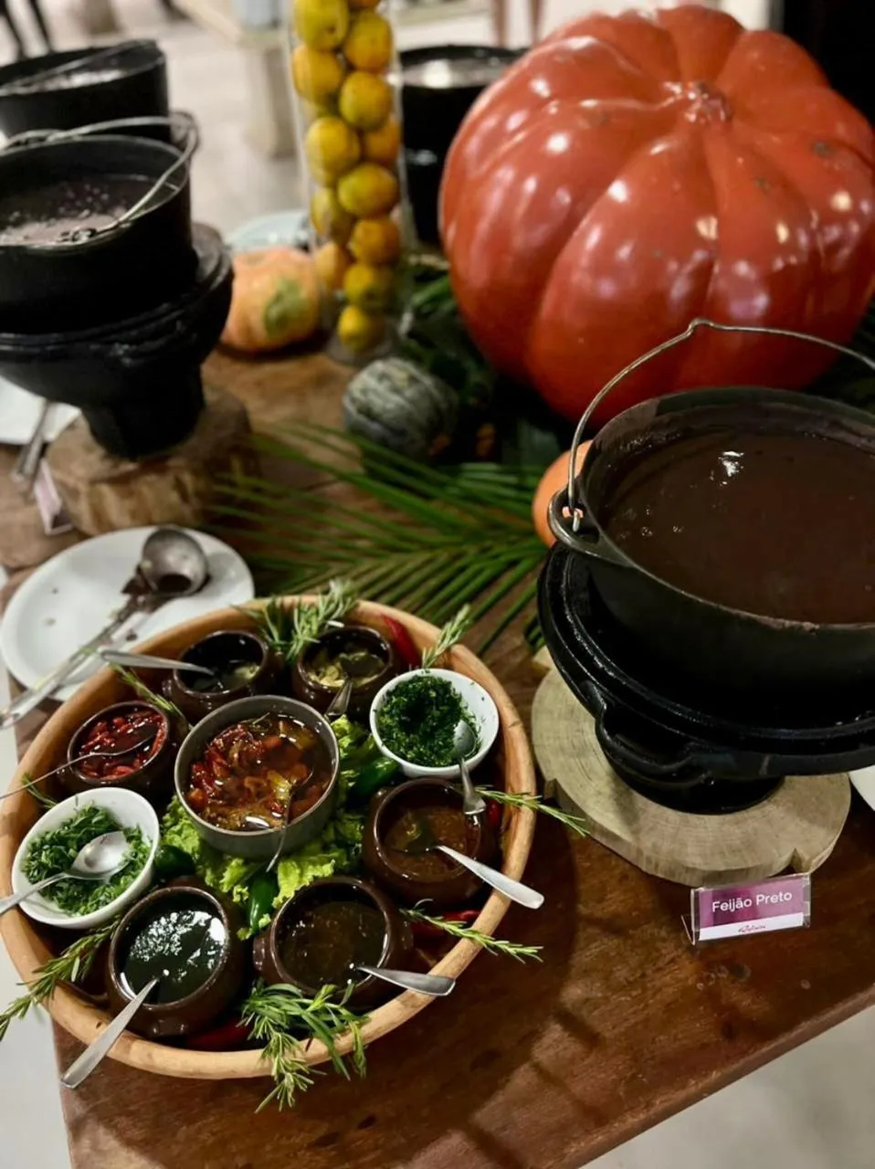 Food and drinks in Rafain Palace Hotel & Convention Center