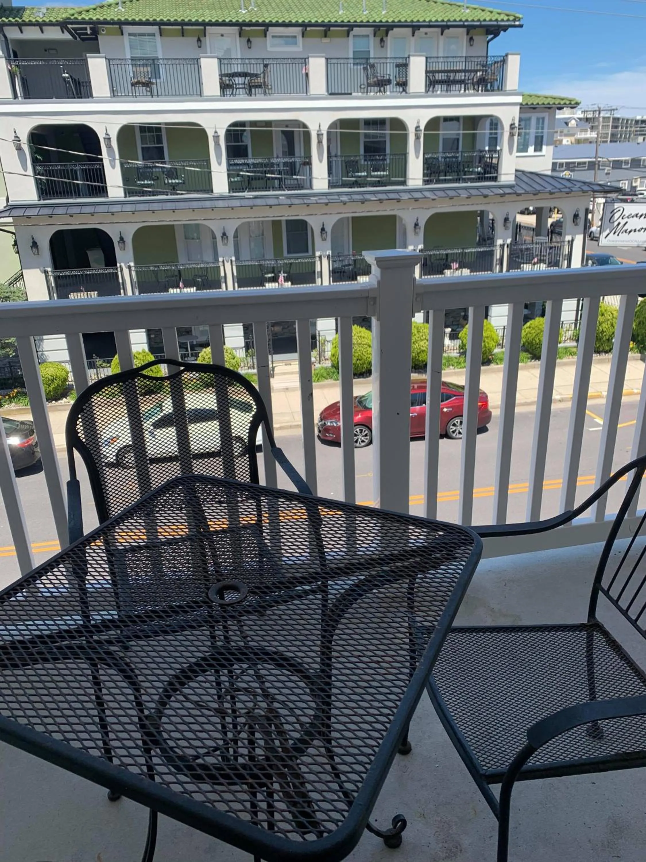 Ocean Manor 1100 Inn