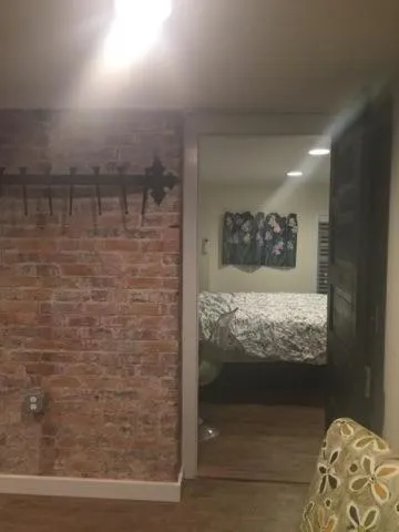 Decorative detail, Bed in Ocean Manor 1100 Inn