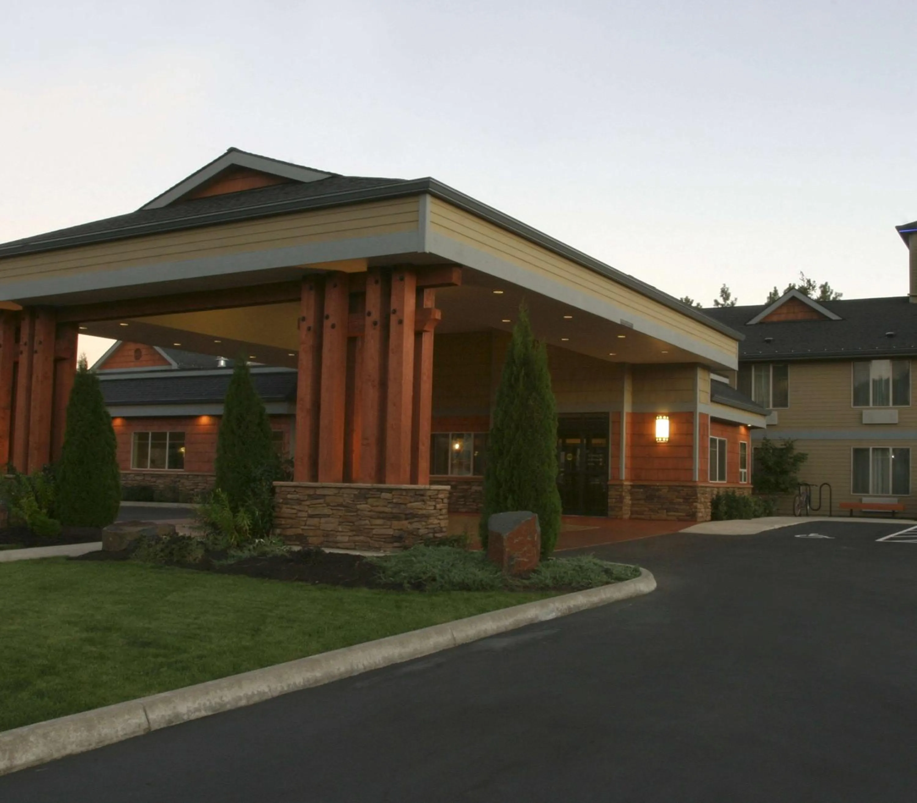 Property building in Best Western Snowcap Lodge