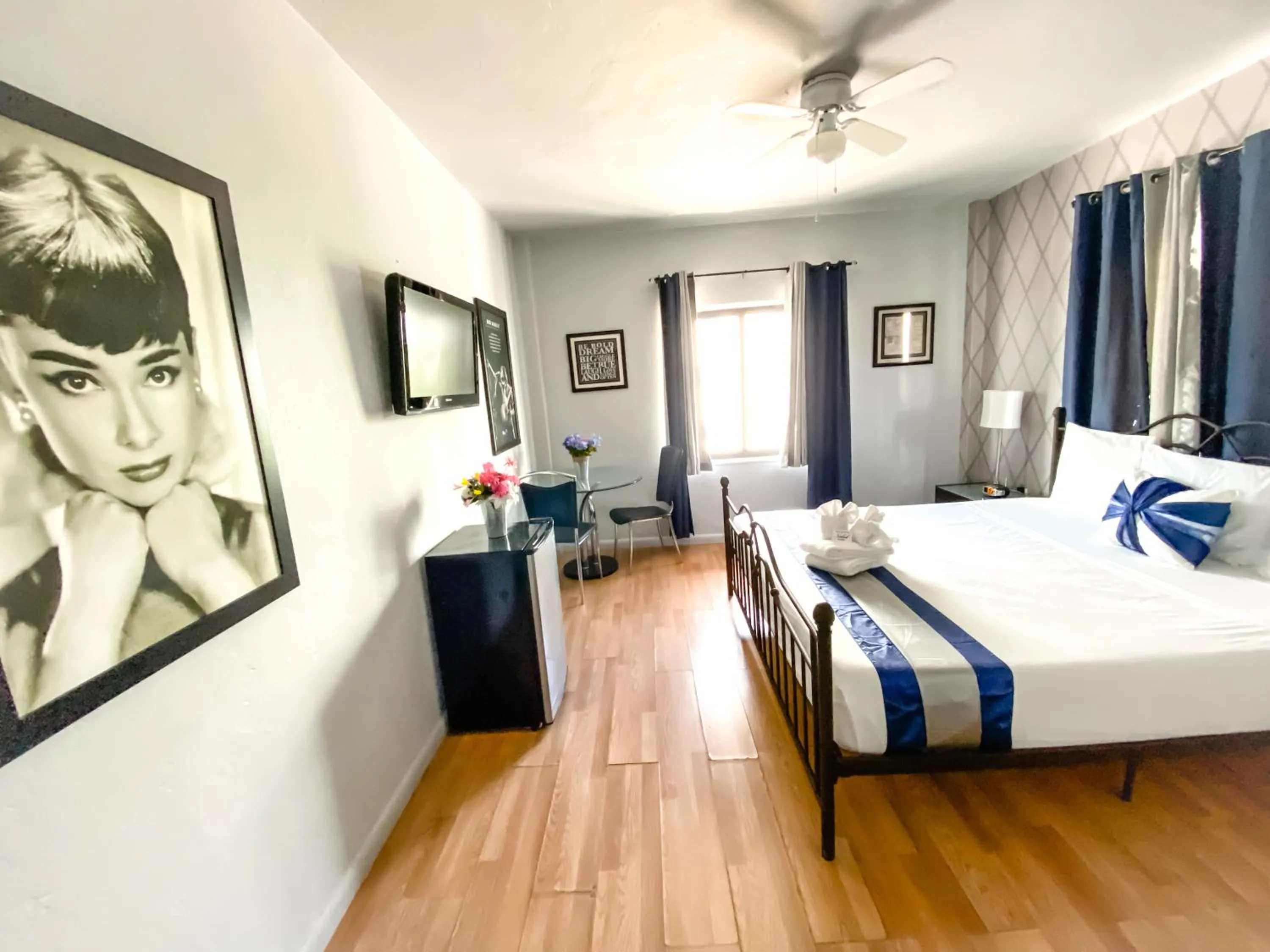 Bed in Notebook Miami Beach