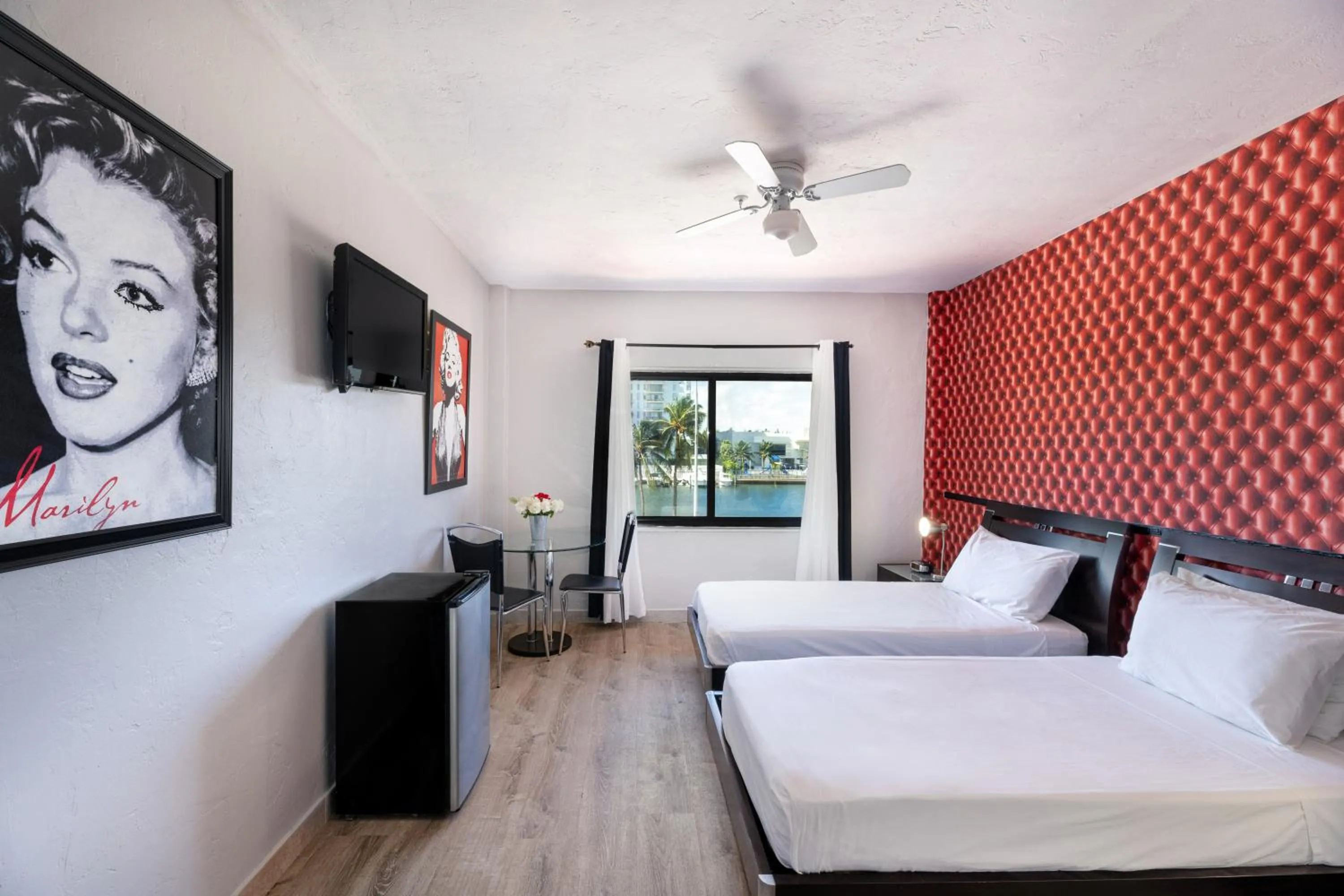 Bed in Notebook Miami Beach