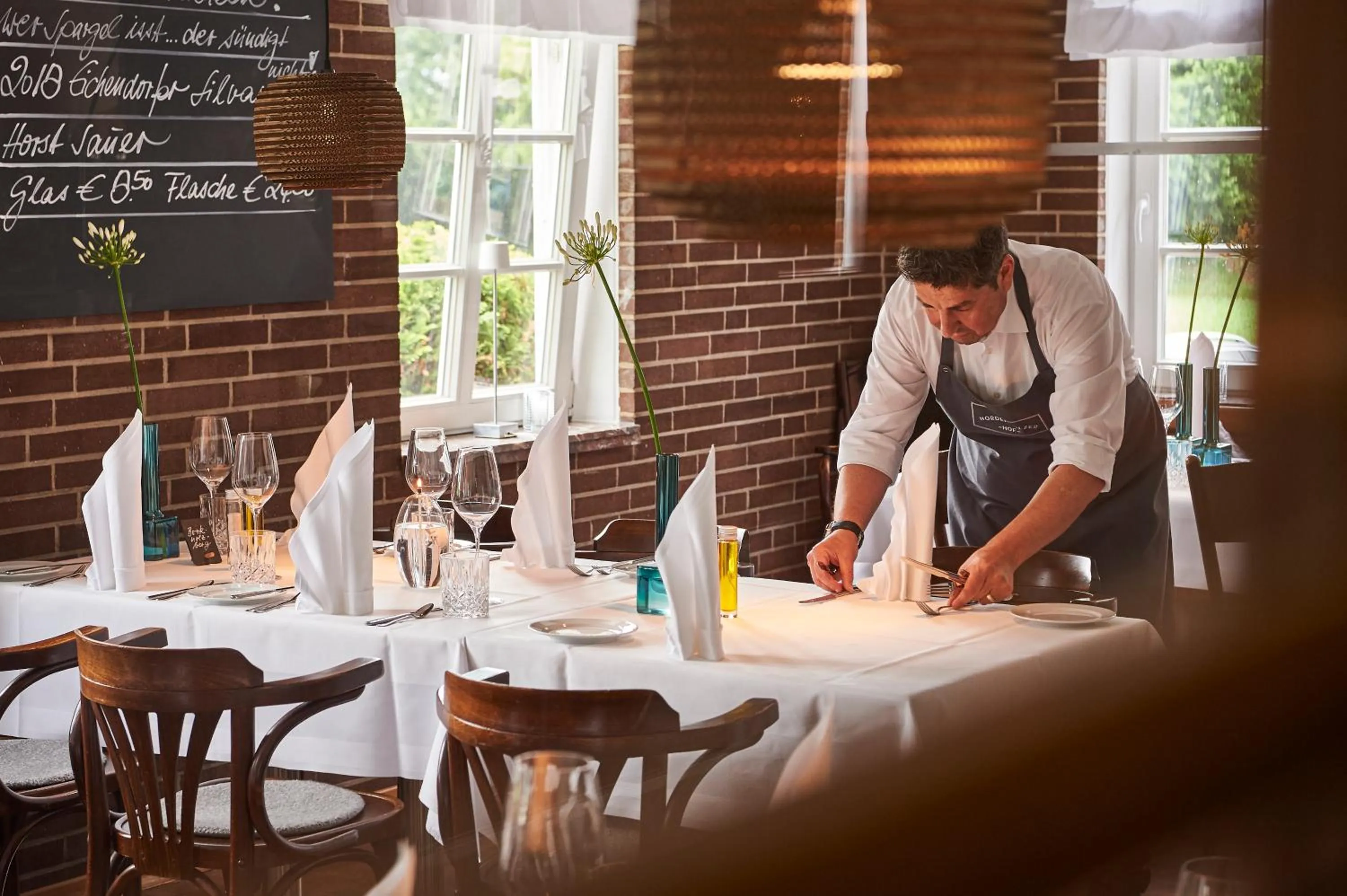 Restaurant/places to eat in Nordenholzer Hofhotel