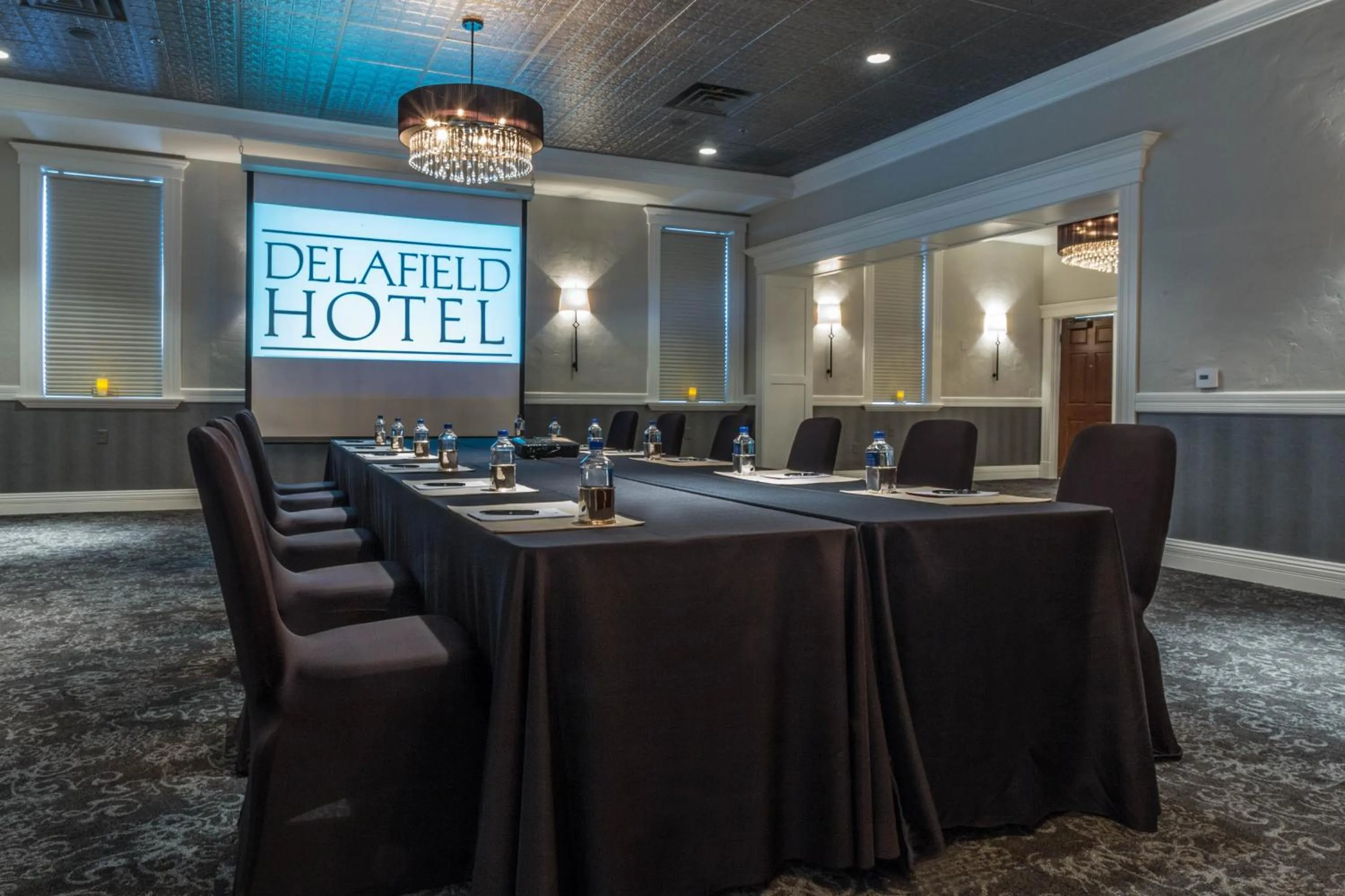 Business facilities in The Delafield Hotel