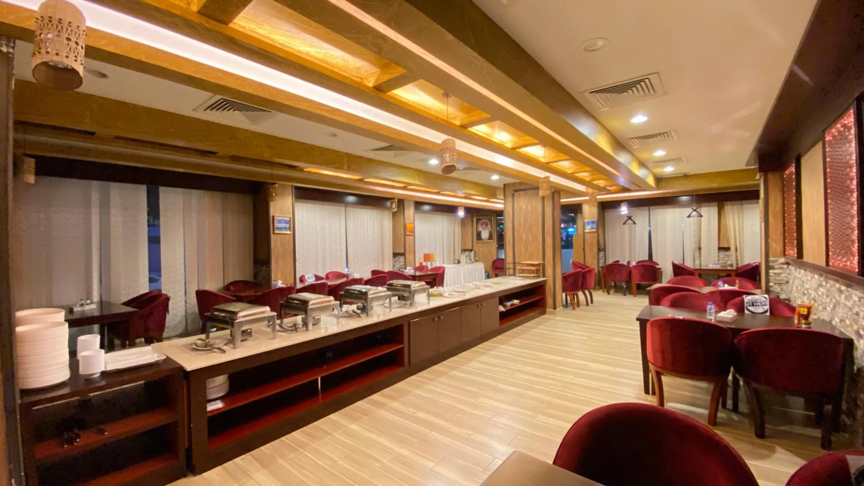 Restaurant/places to eat in Muscat Plaza Hotel