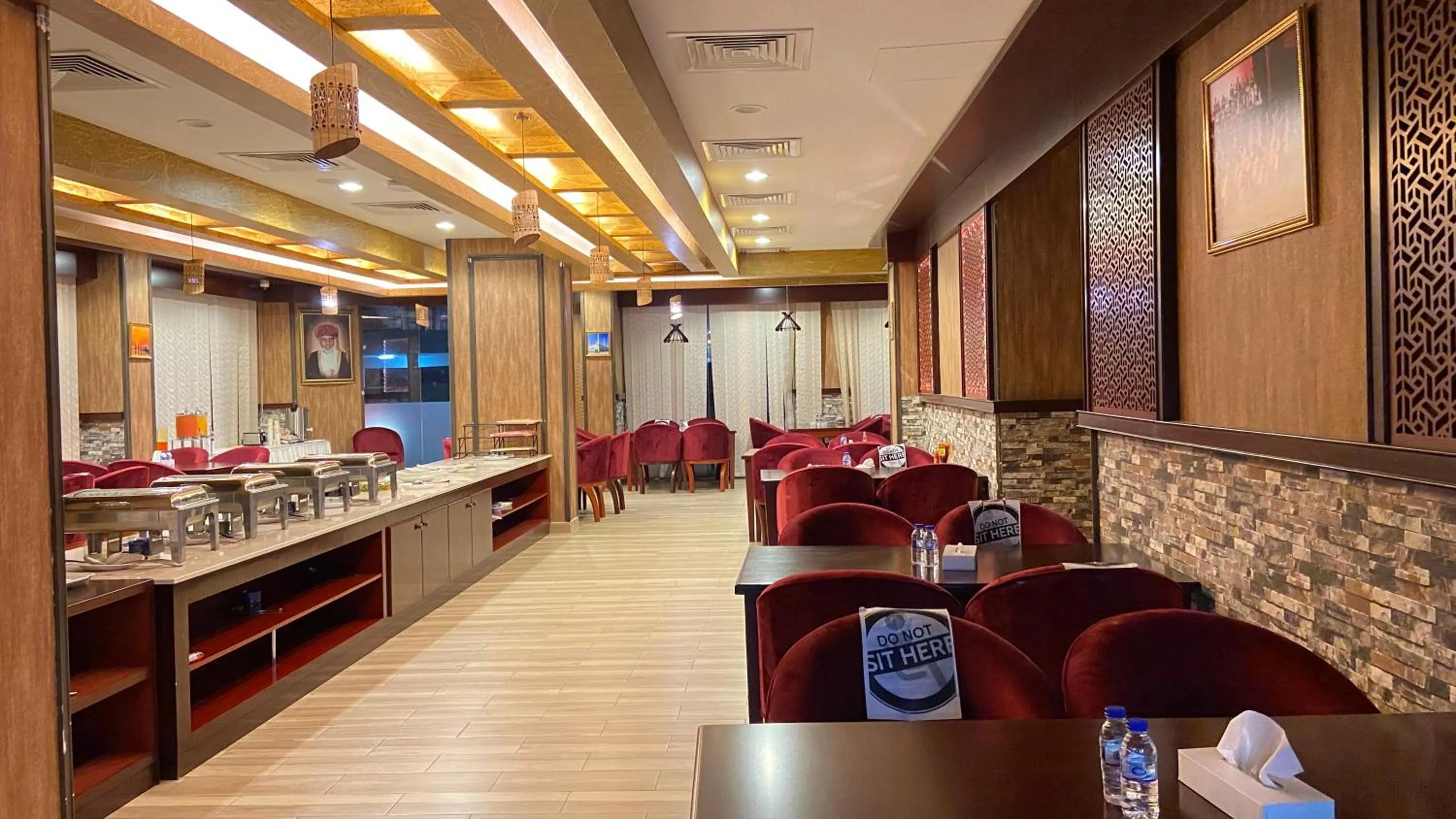 Restaurant/places to eat in Muscat Plaza Hotel