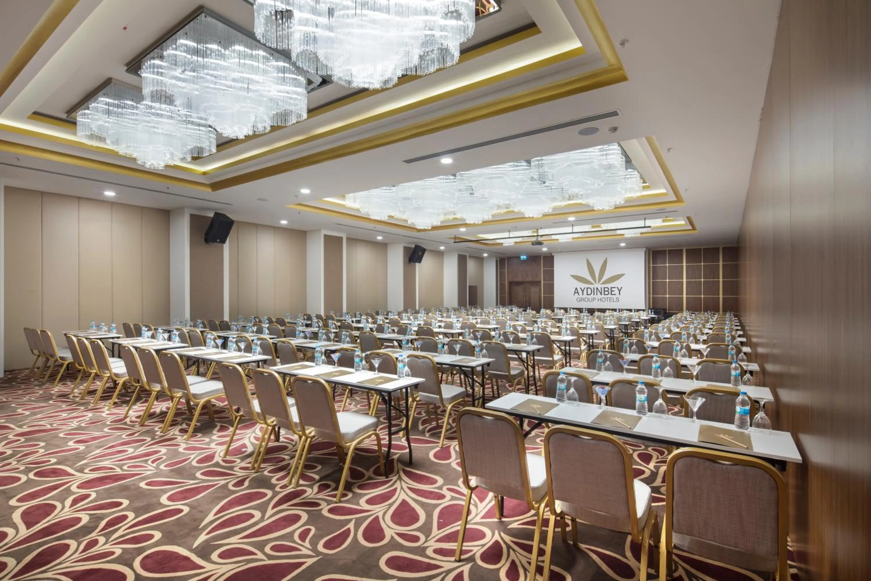 Meeting/conference room in Aydinbey Queen's Palace & Spa - Ultra All Inclusive