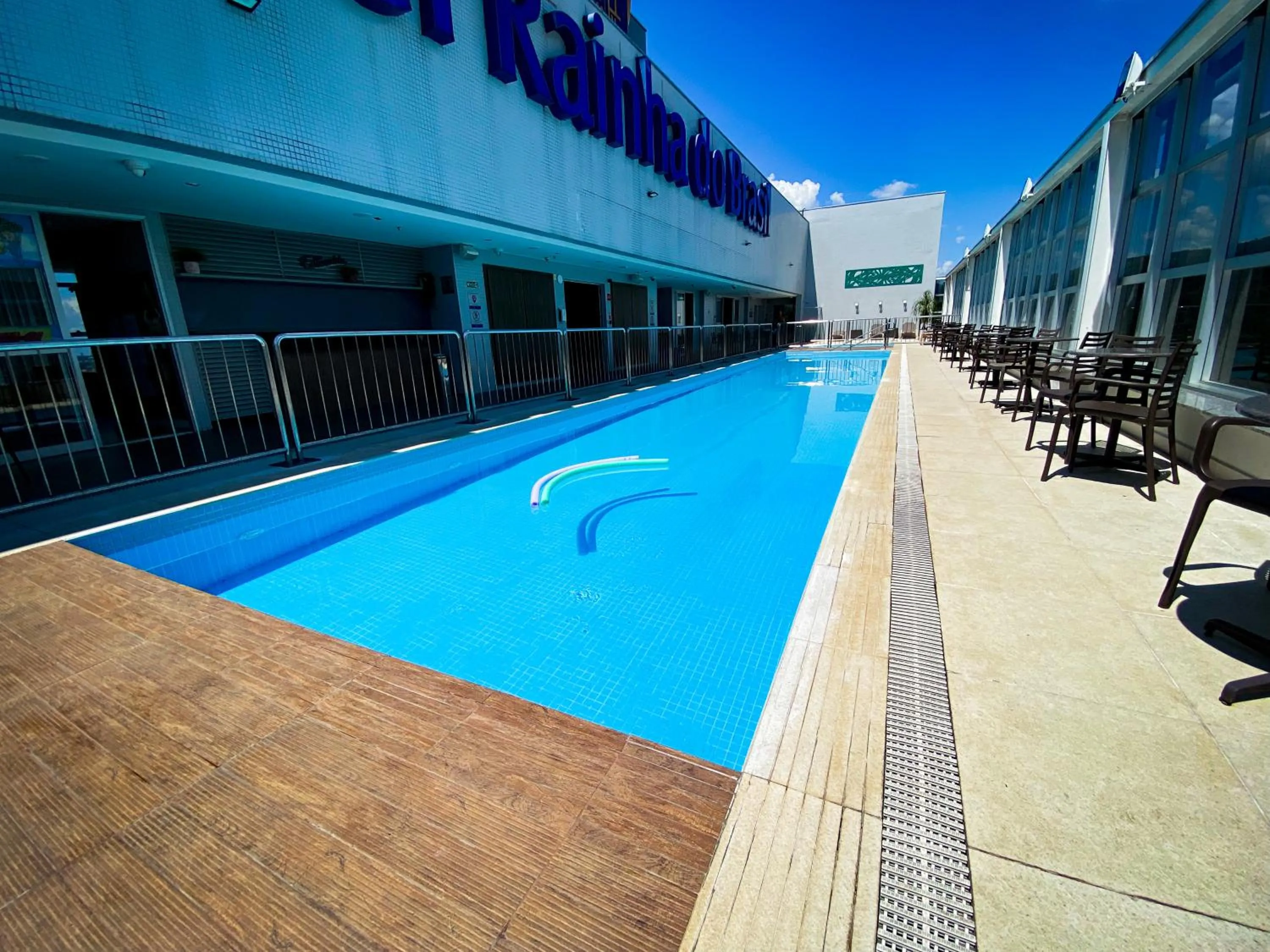 Swimming pool in Hotel Rainha do Brasil