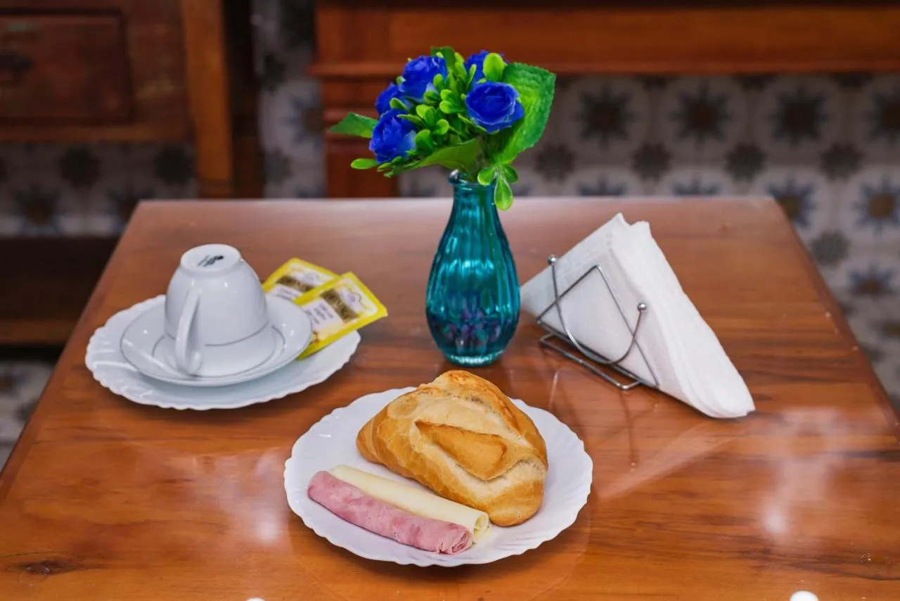 Breakfast in Pousada Tesouro de Minas - Centro Histórico