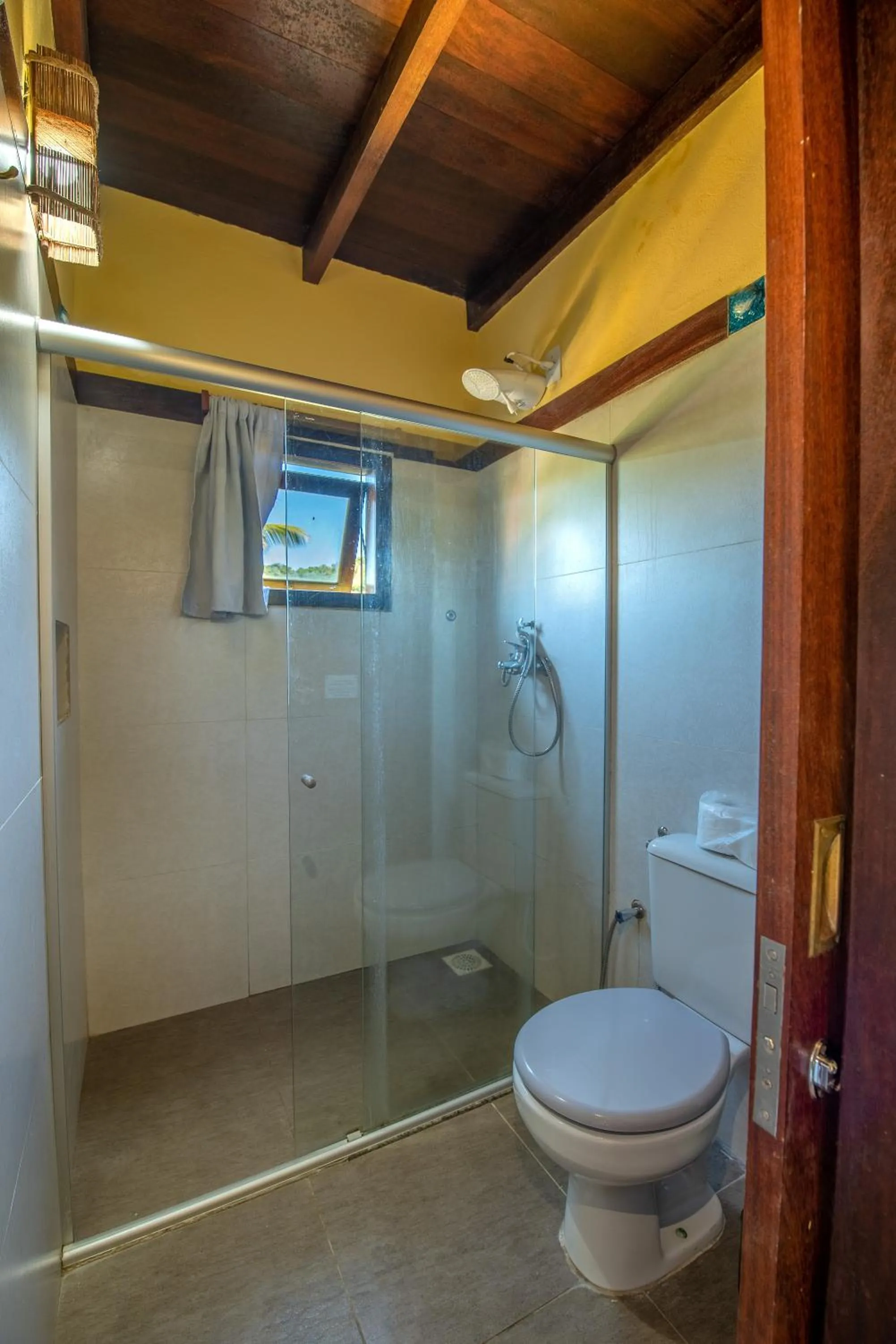 Bathroom in Areia Branca Apart Hotel