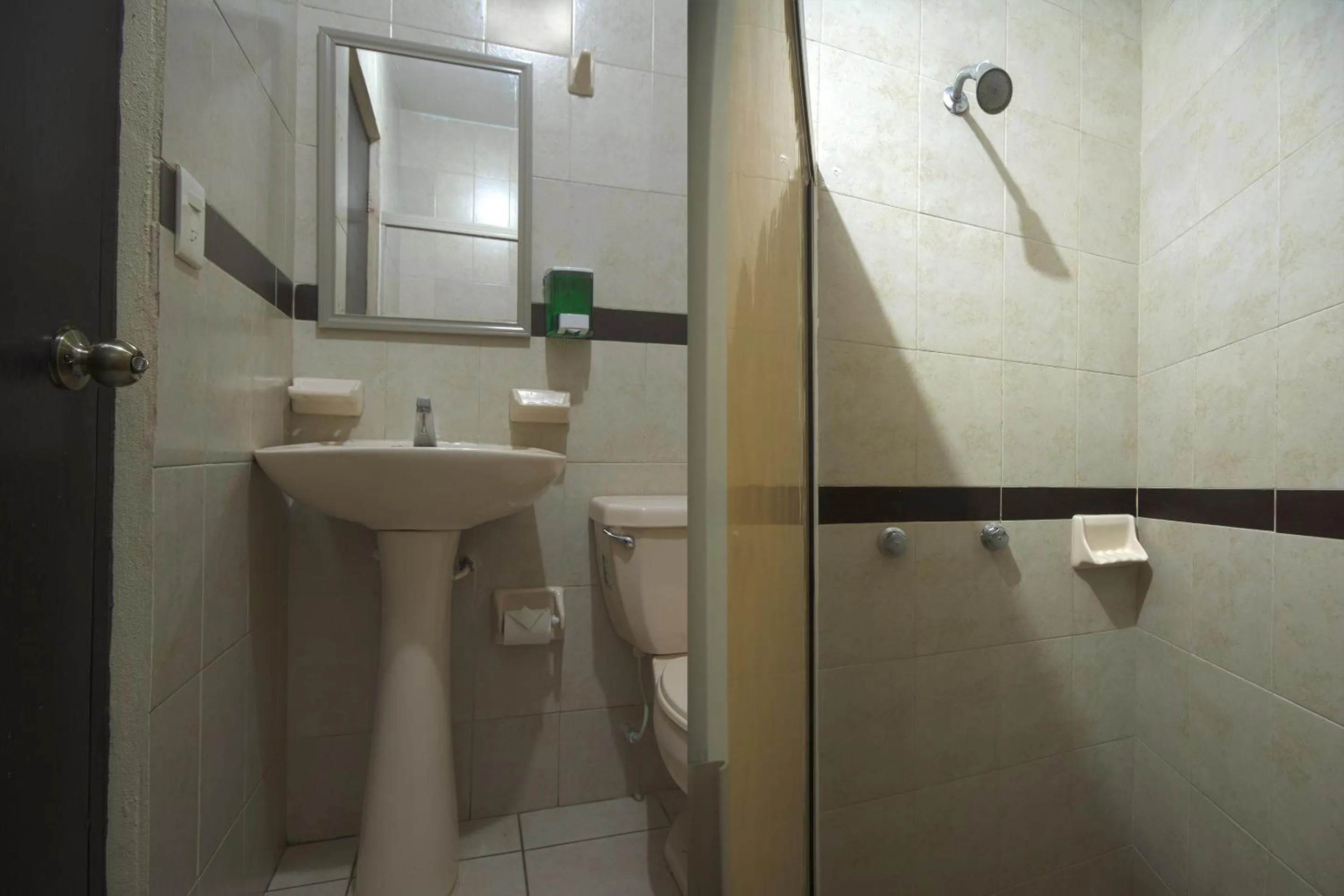 Bathroom in Hotel Maria Elena