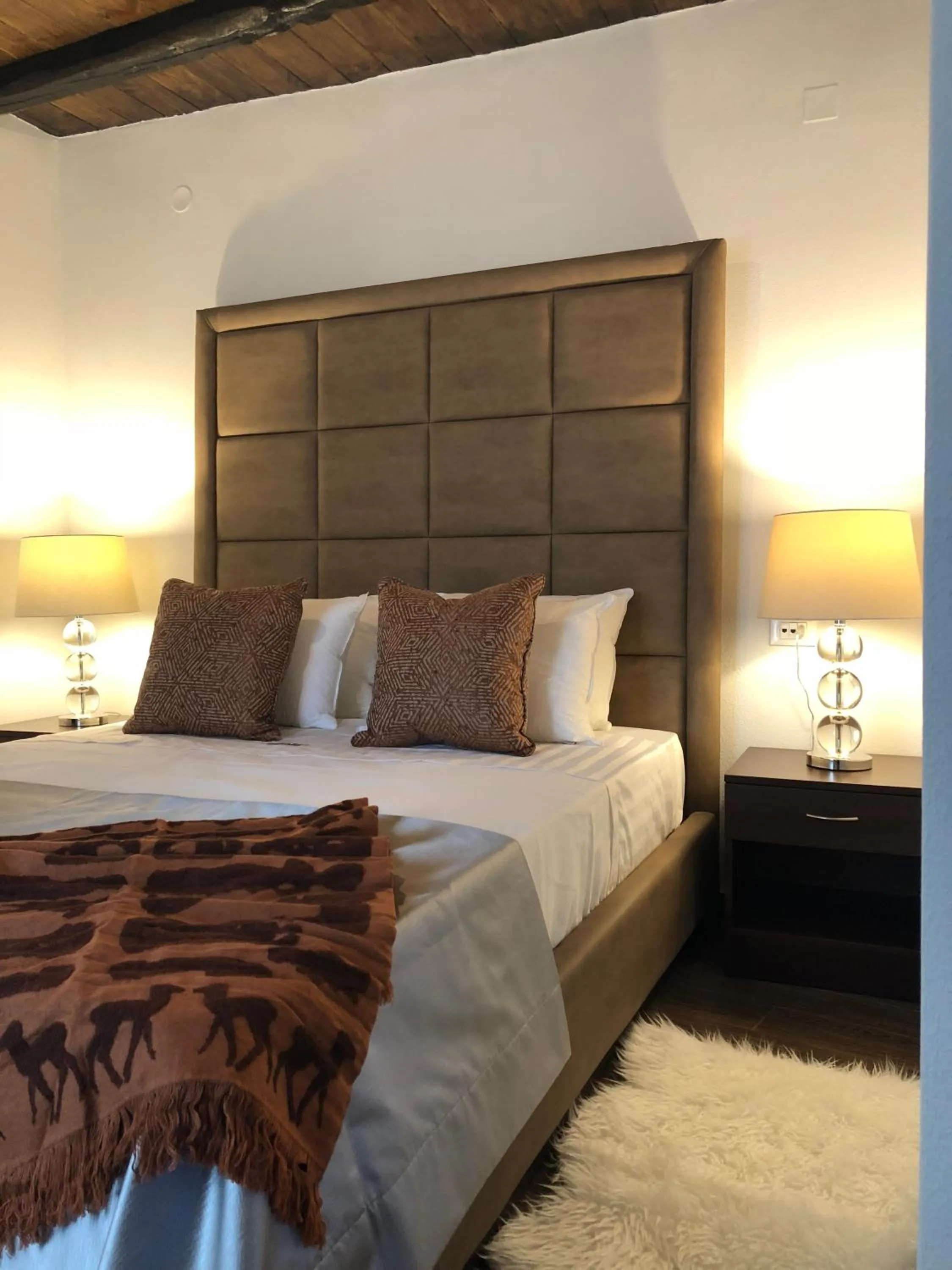 Bed in 1822 Makrinitsa Suites