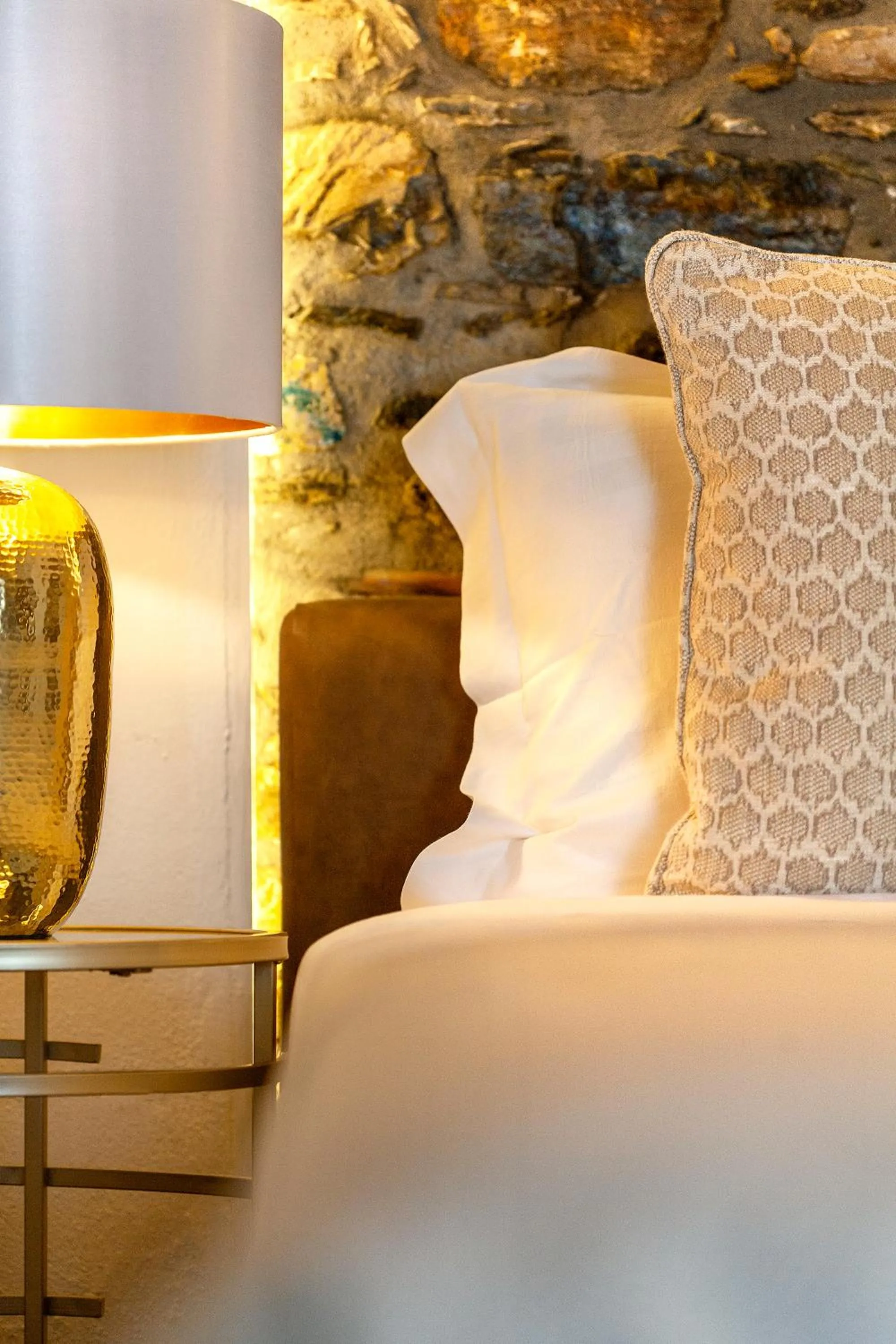 Bed in 1822 Makrinitsa Suites